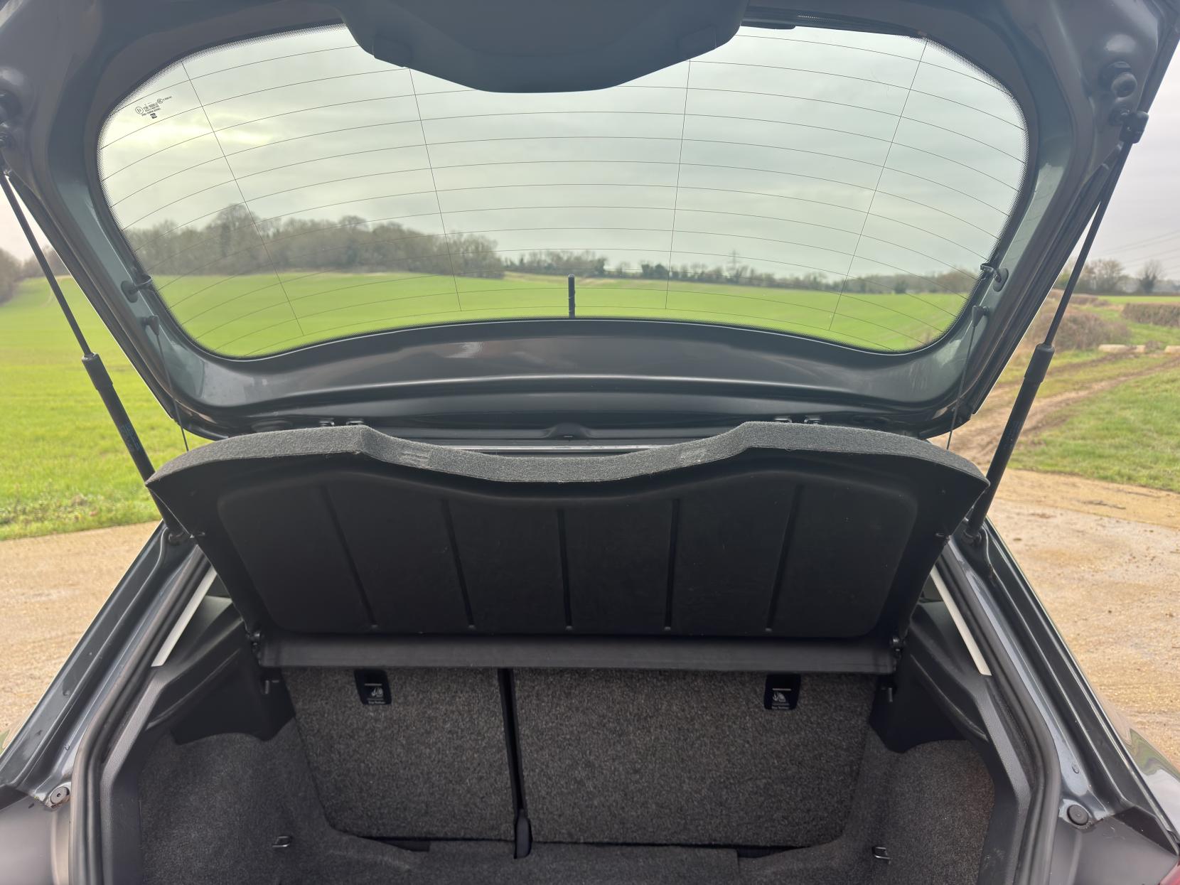 SEAT Ibiza 1.0 MPI SE Hatchback 5dr Petrol Manual Euro 6 (s/s) (75 ps)