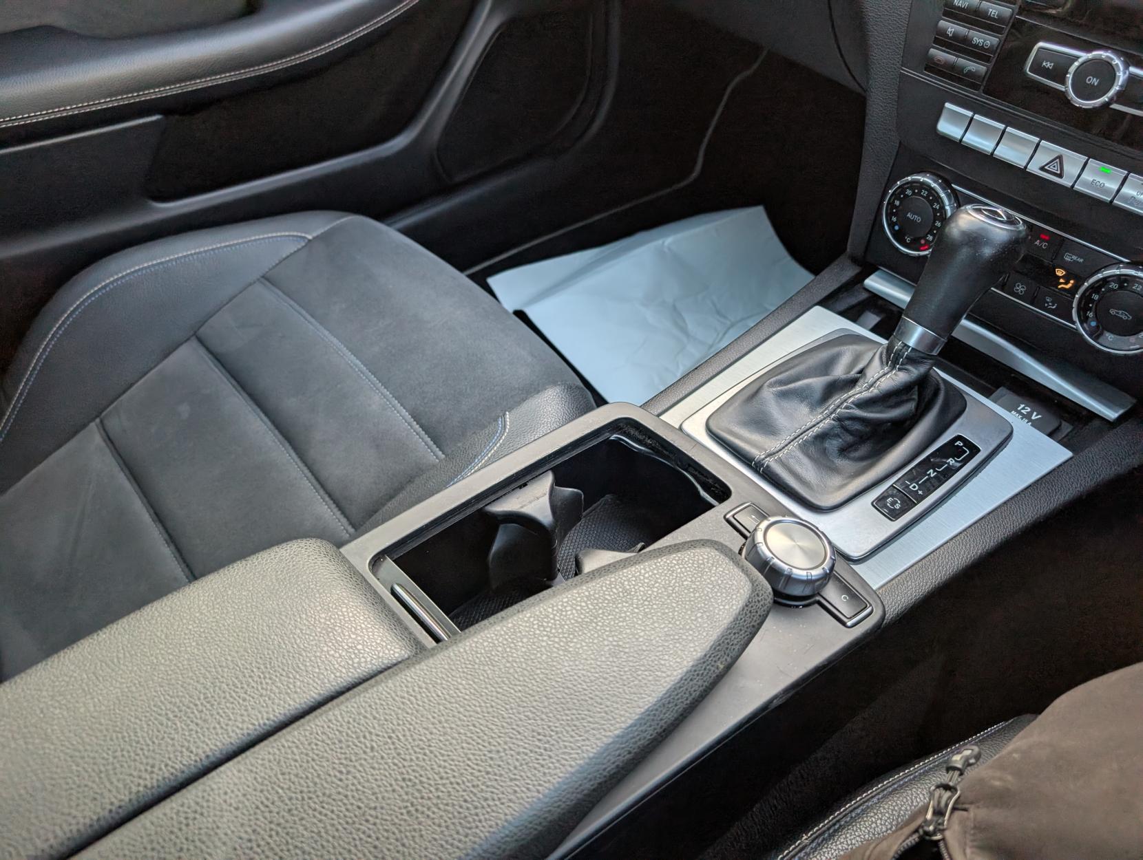 Mercedes-Benz C Class 2.1 C220 CDI AMG Sport Edition Coupe 2dr Diesel G-Tronic+ Euro 5 (s/s) (170 ps)