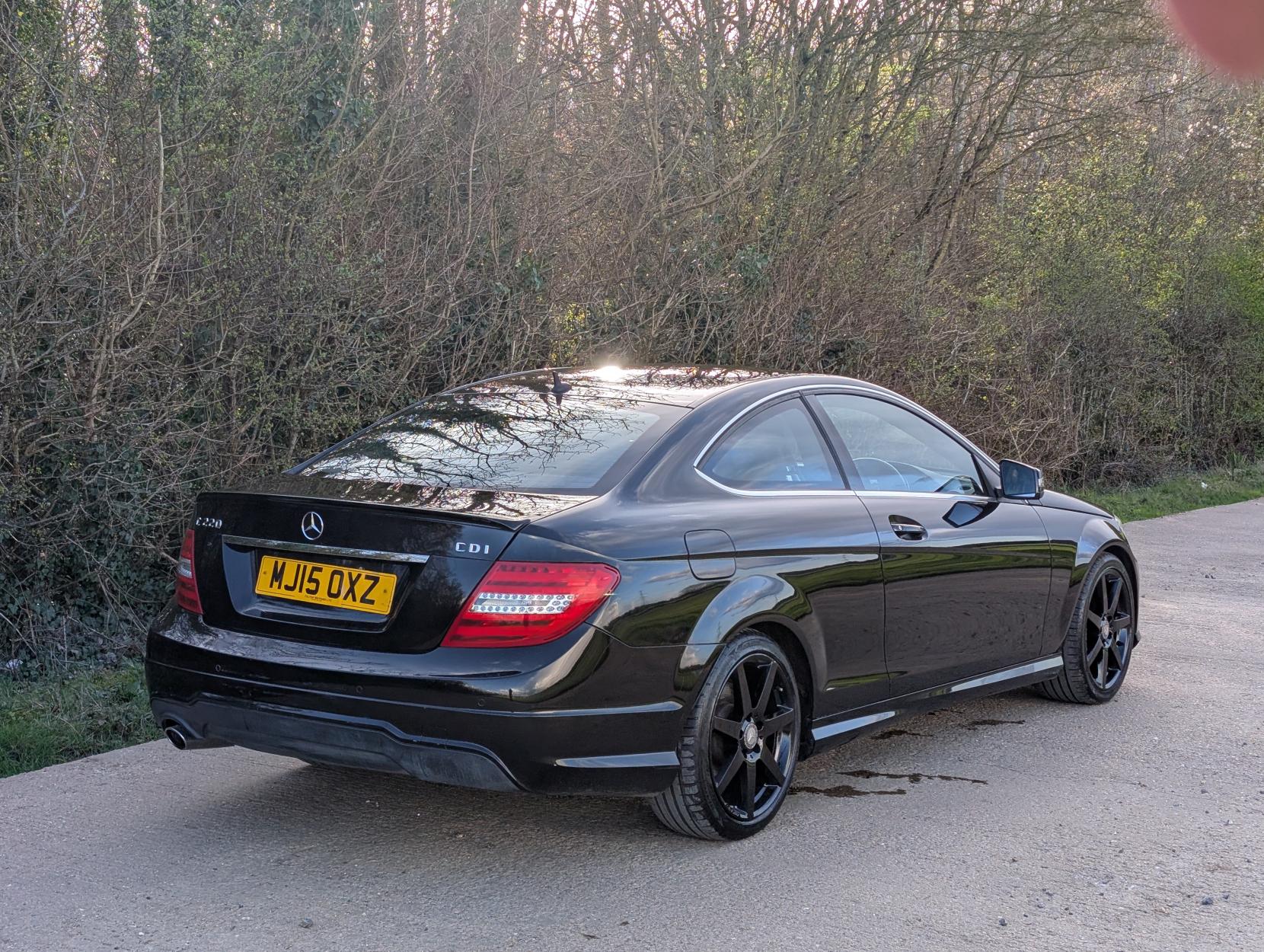 Mercedes-Benz C Class 2.1 C220 CDI AMG Sport Edition Coupe 2dr Diesel G-Tronic+ Euro 5 (s/s) (170 ps)