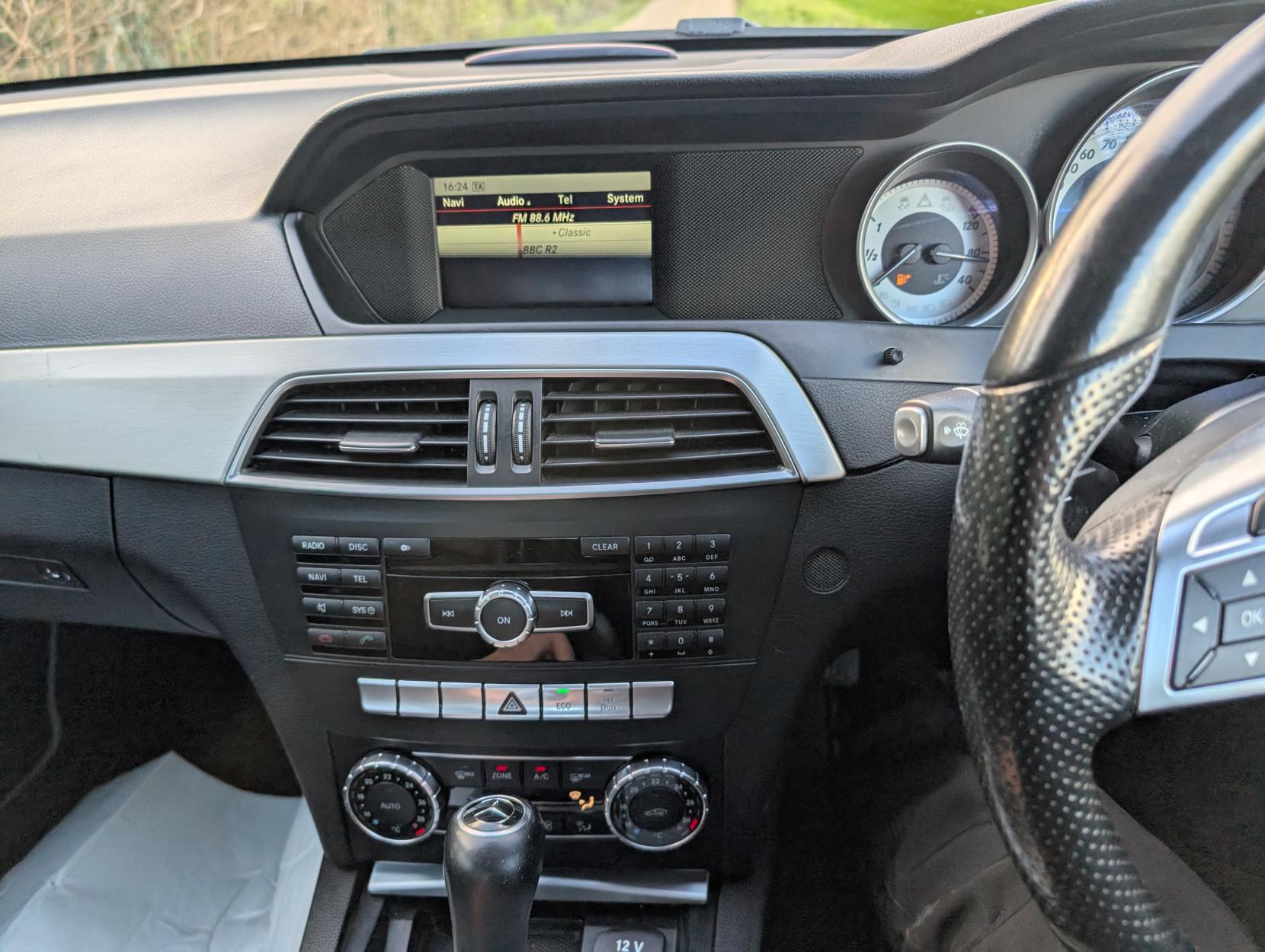 Mercedes-Benz C Class 2.1 C220 CDI AMG Sport Edition Coupe 2dr Diesel G-Tronic+ Euro 5 (s/s) (170 ps)