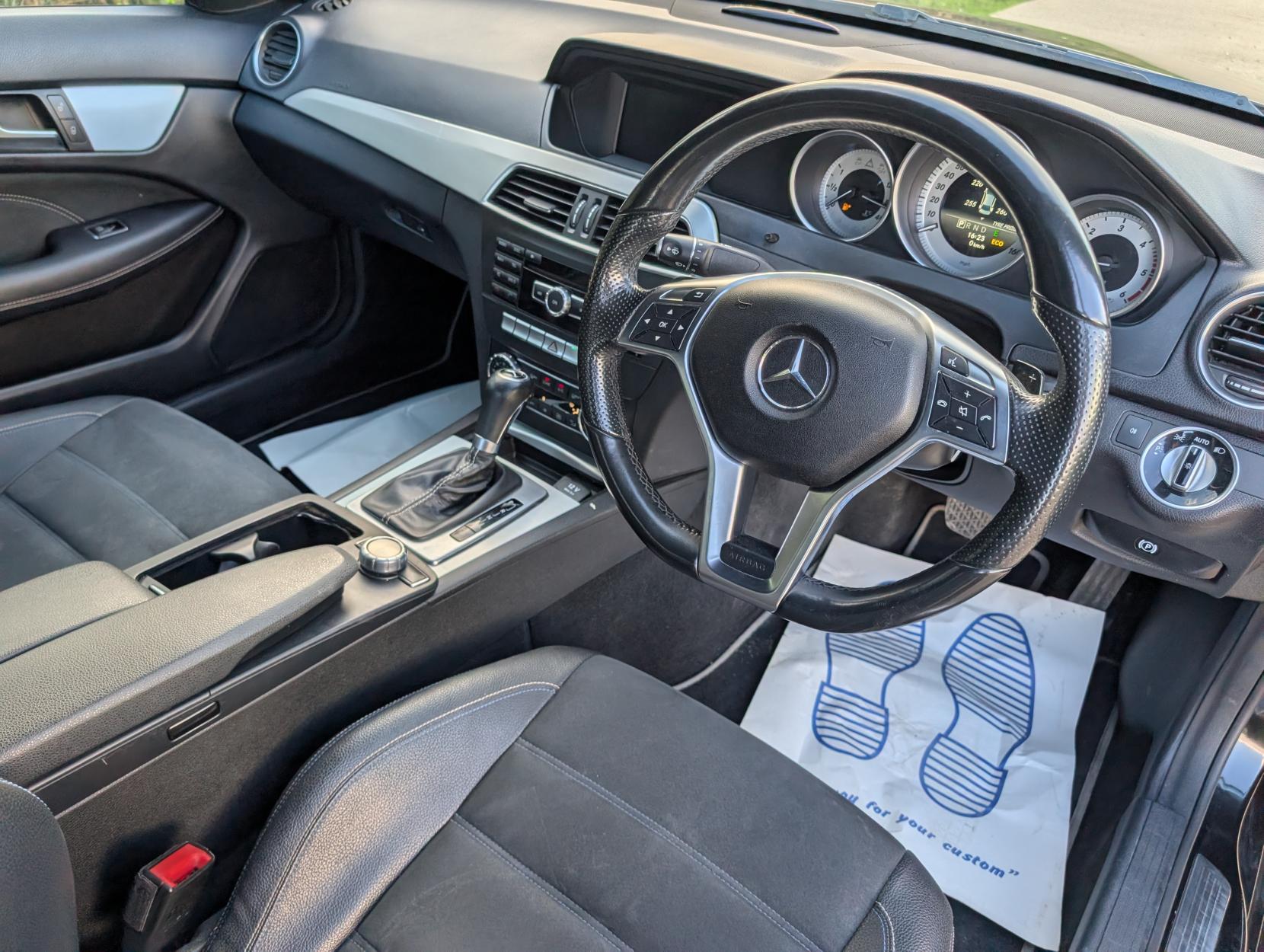 Mercedes-Benz C Class 2.1 C220 CDI AMG Sport Edition Coupe 2dr Diesel G-Tronic+ Euro 5 (s/s) (170 ps)