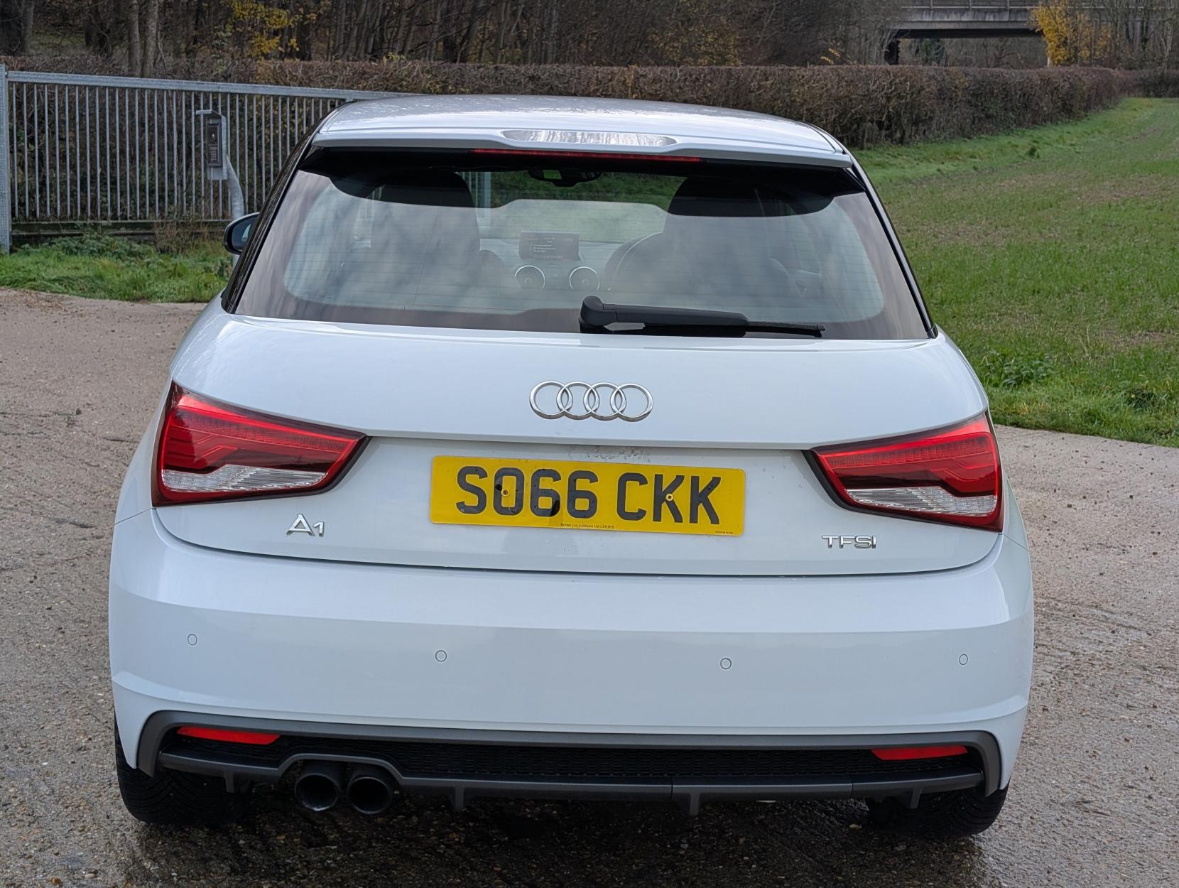 Audi A1 1.4 TFSI CoD S line Hatchback 3dr Petrol Manual Euro 6 (s/s) (150 ps)