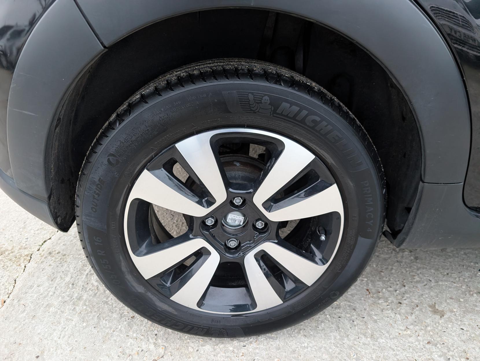 Citroen C3 1.2 PureTech Flair Plus Hatchback 5dr Petrol Manual Euro 6 (s/s) (83 ps)