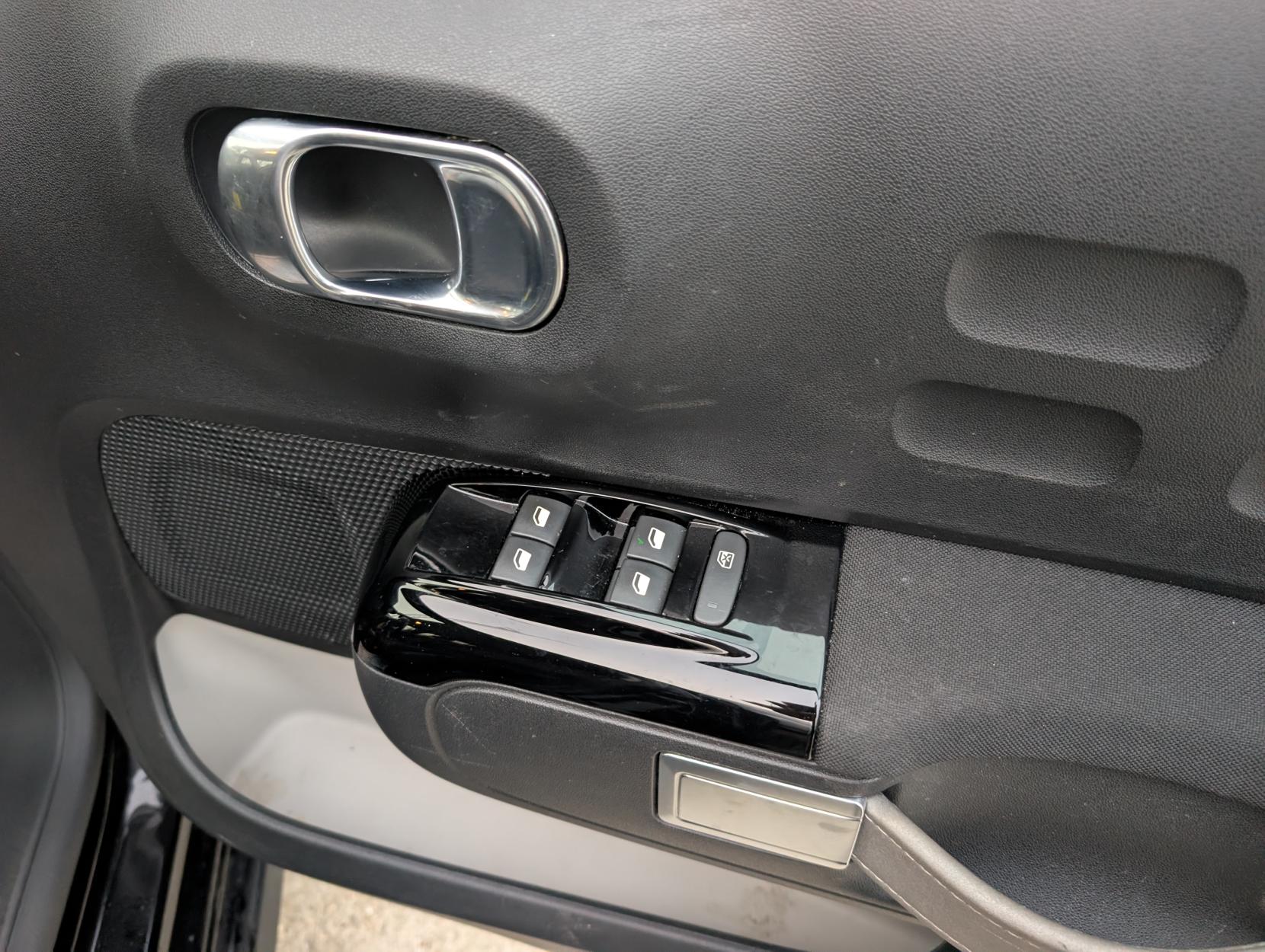 Citroen C3 1.2 PureTech Flair Plus Hatchback 5dr Petrol Manual Euro 6 (s/s) (83 ps)