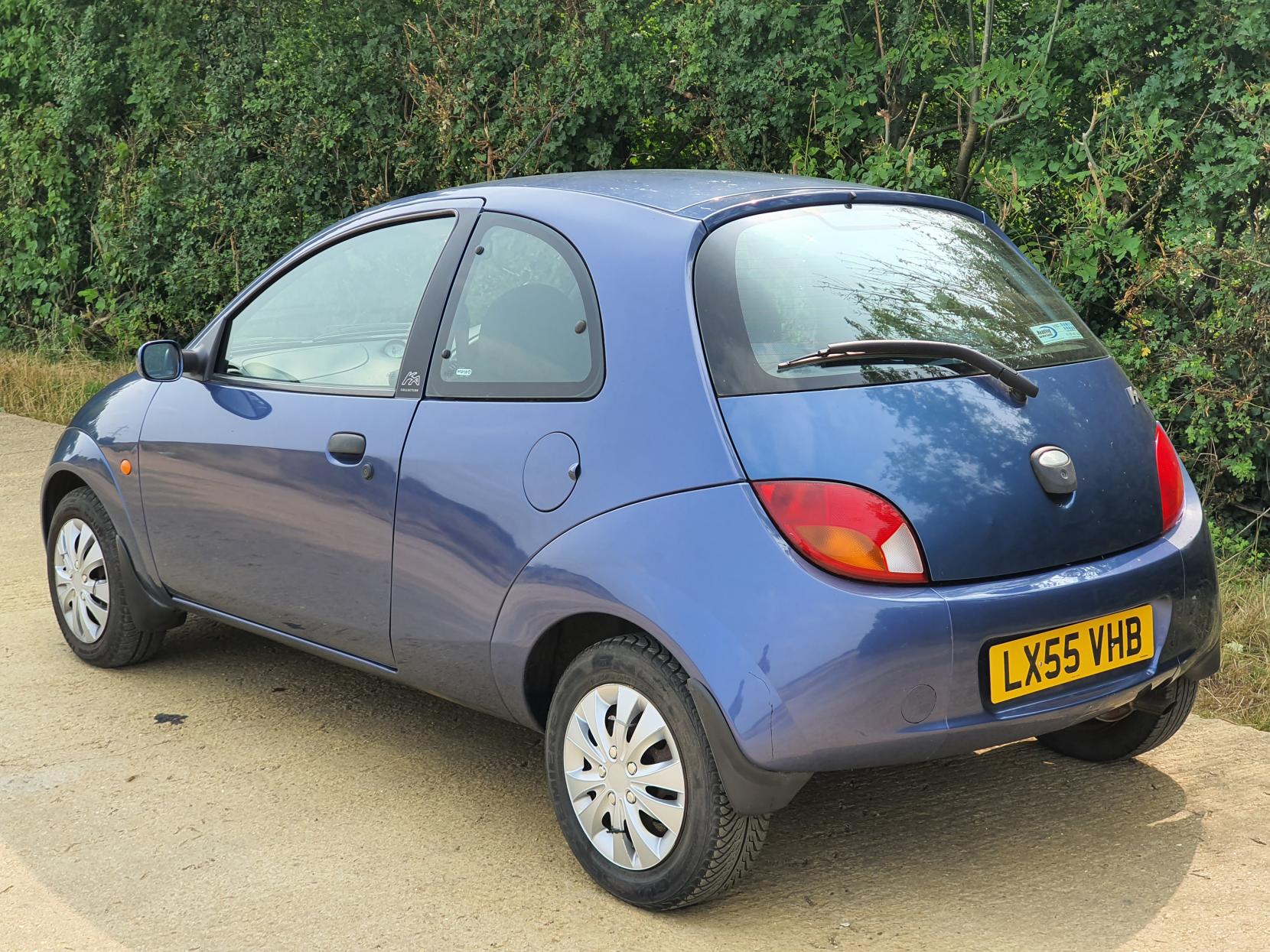 Ford Ka 1.3 Collection Hatchback 3dr Petrol Manual (154 g/km, 69 bhp)