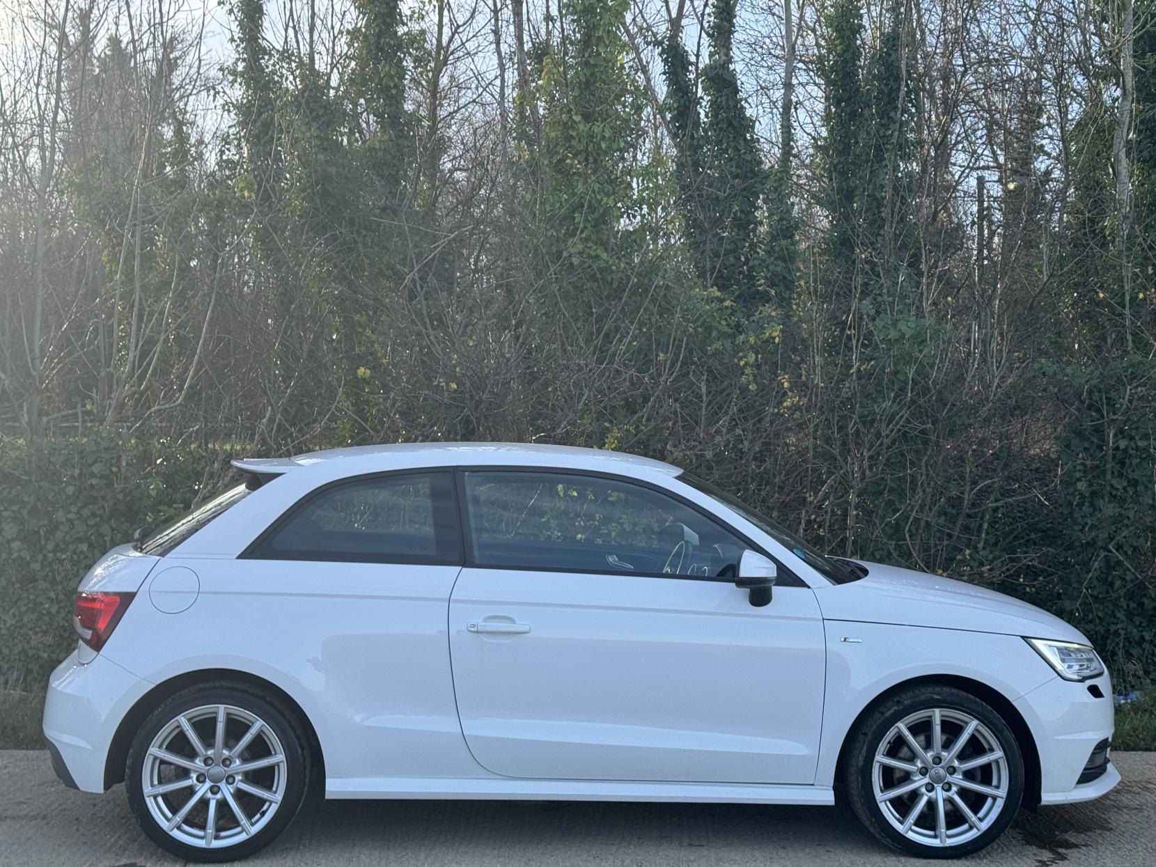 Audi A1 1.4 TFSI S line Hatchback 3dr Petrol Manual Euro 6 (s/s) (125 ps)