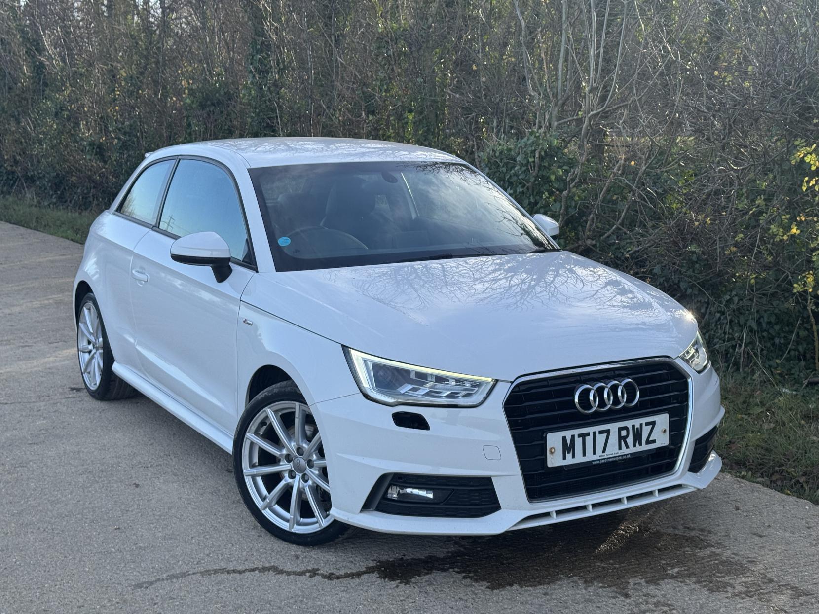 Audi A1 1.4 TFSI S line Hatchback 3dr Petrol Manual Euro 6 (s/s) (125 ps)