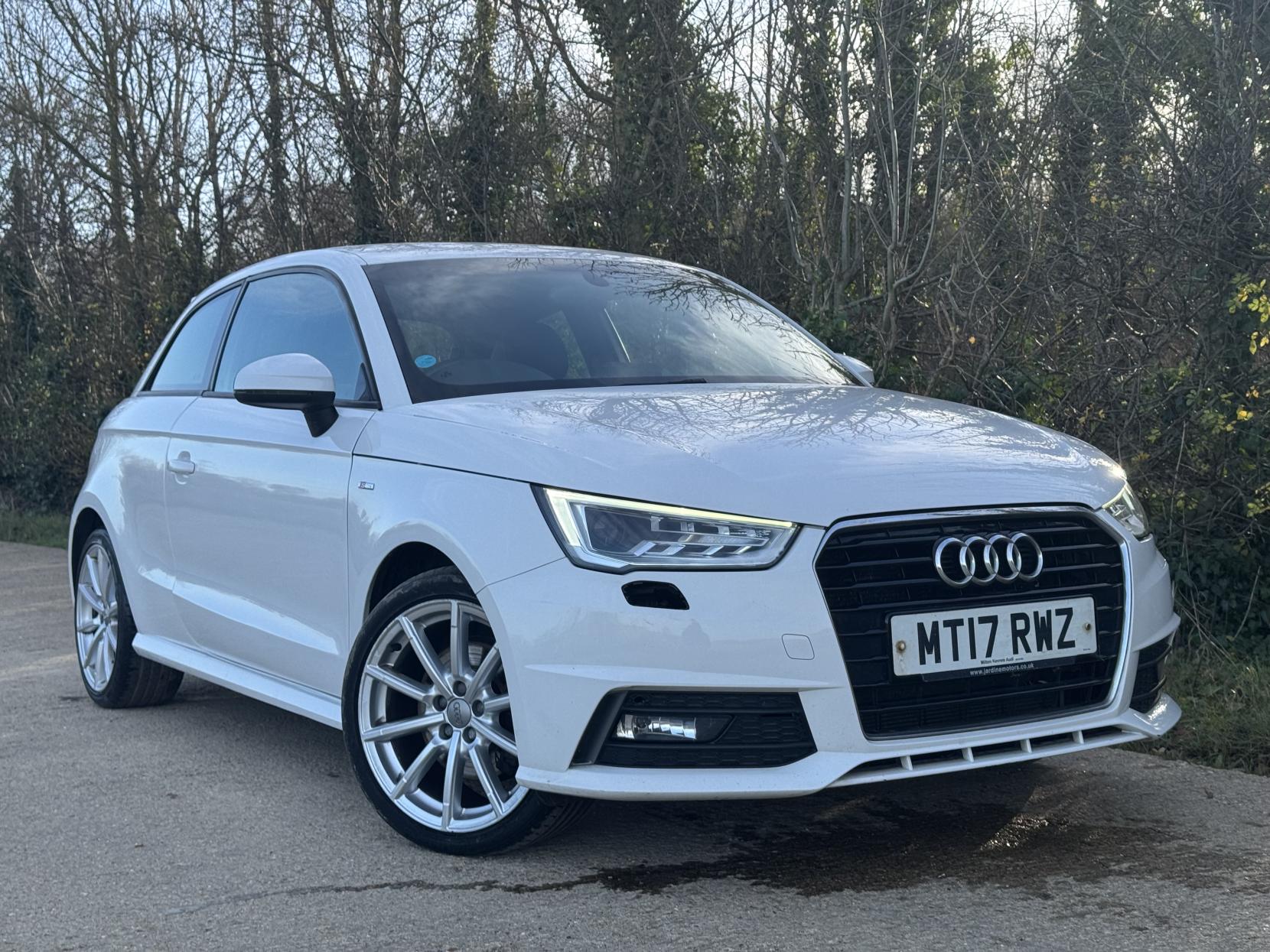 Audi A1 1.4 TFSI S line Hatchback 3dr Petrol Manual Euro 6 (s/s) (125 ps)