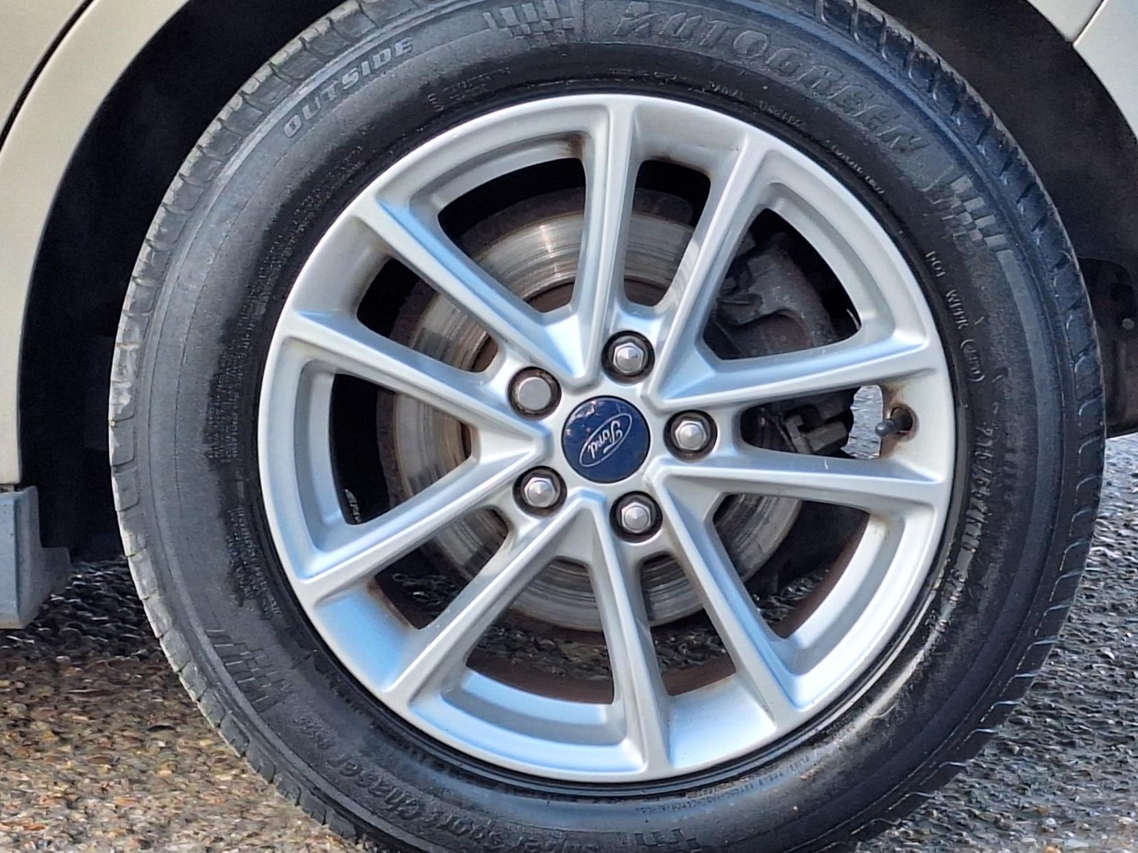 Ford C-Max 1.6 Ti-VCT Zetec MPV 5dr Petrol Manual Euro 6 (125 ps)