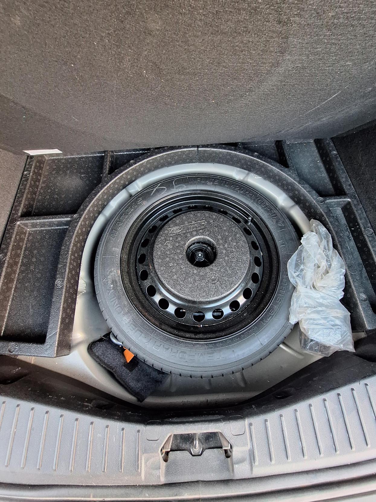 Ford C-Max 1.6 Ti-VCT Zetec MPV 5dr Petrol Manual Euro 6 (125 ps)