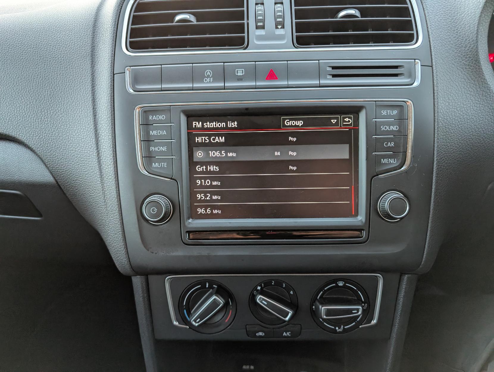 Volkswagen Polo 1.0 BlueMotion Tech SE Hatchback 5dr Petrol Manual Euro 6 (s/s) (75 ps)