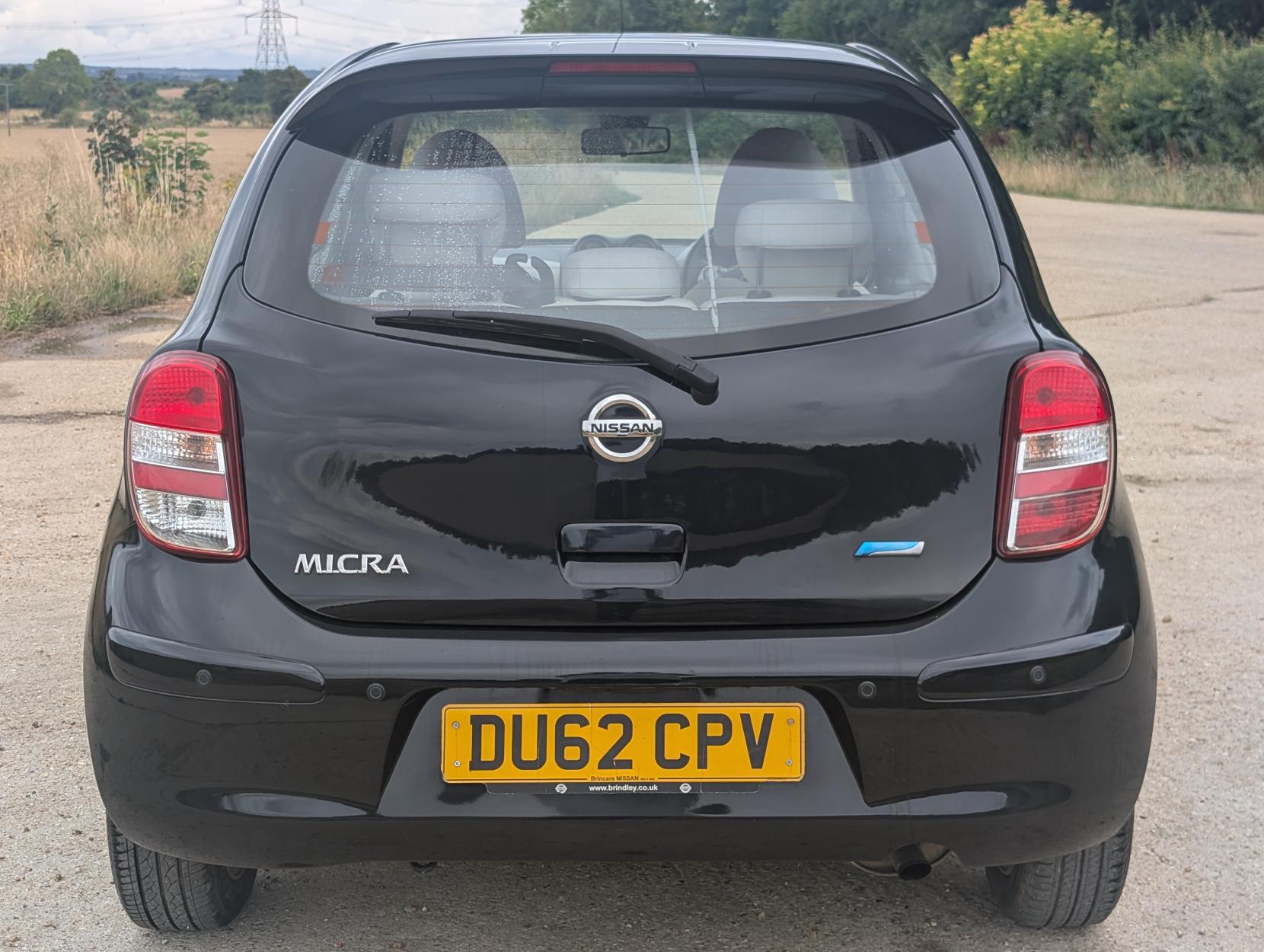 Nissan Micra 1.2 DIG-S Tekna Hatchback 5dr Petrol CVT Euro 5 (s/s) (98 ps)