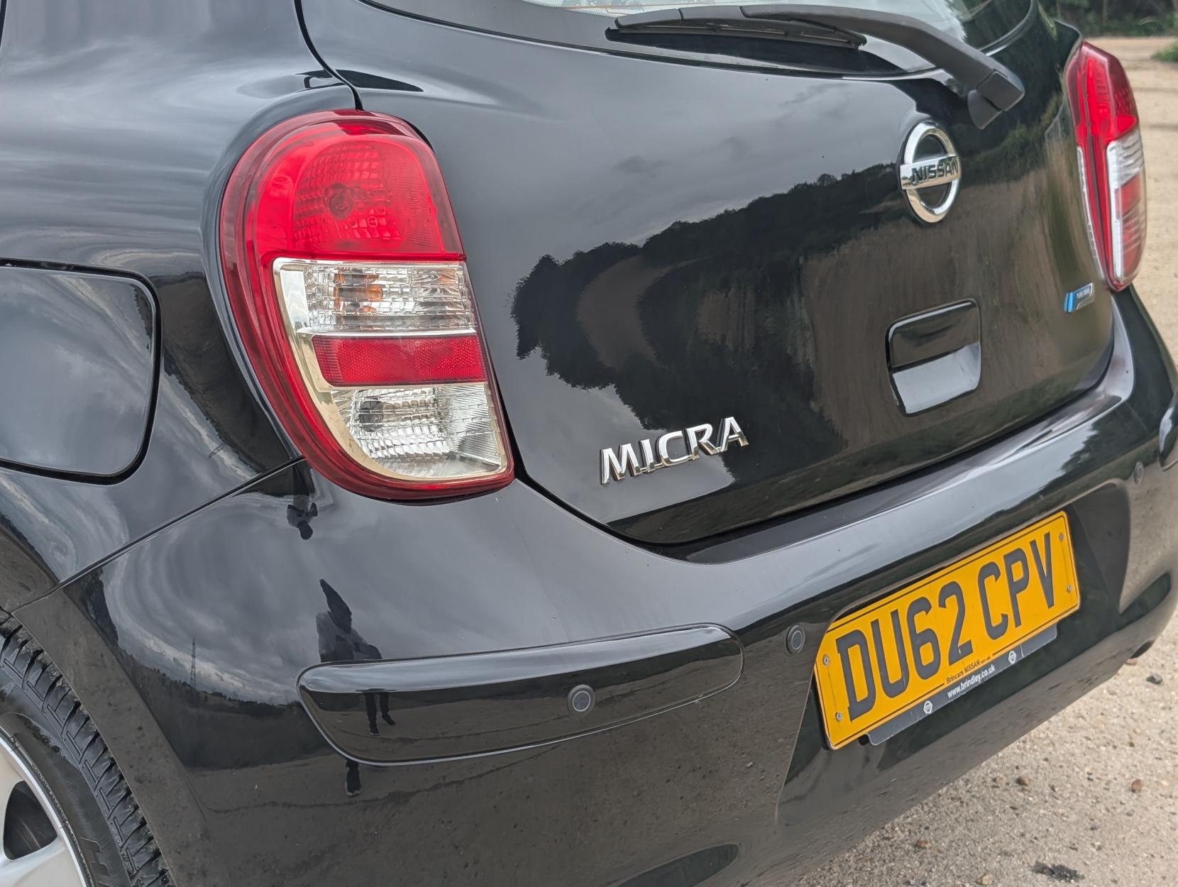 Nissan Micra 1.2 DIG-S Tekna Hatchback 5dr Petrol CVT Euro 5 (s/s) (98 ps)