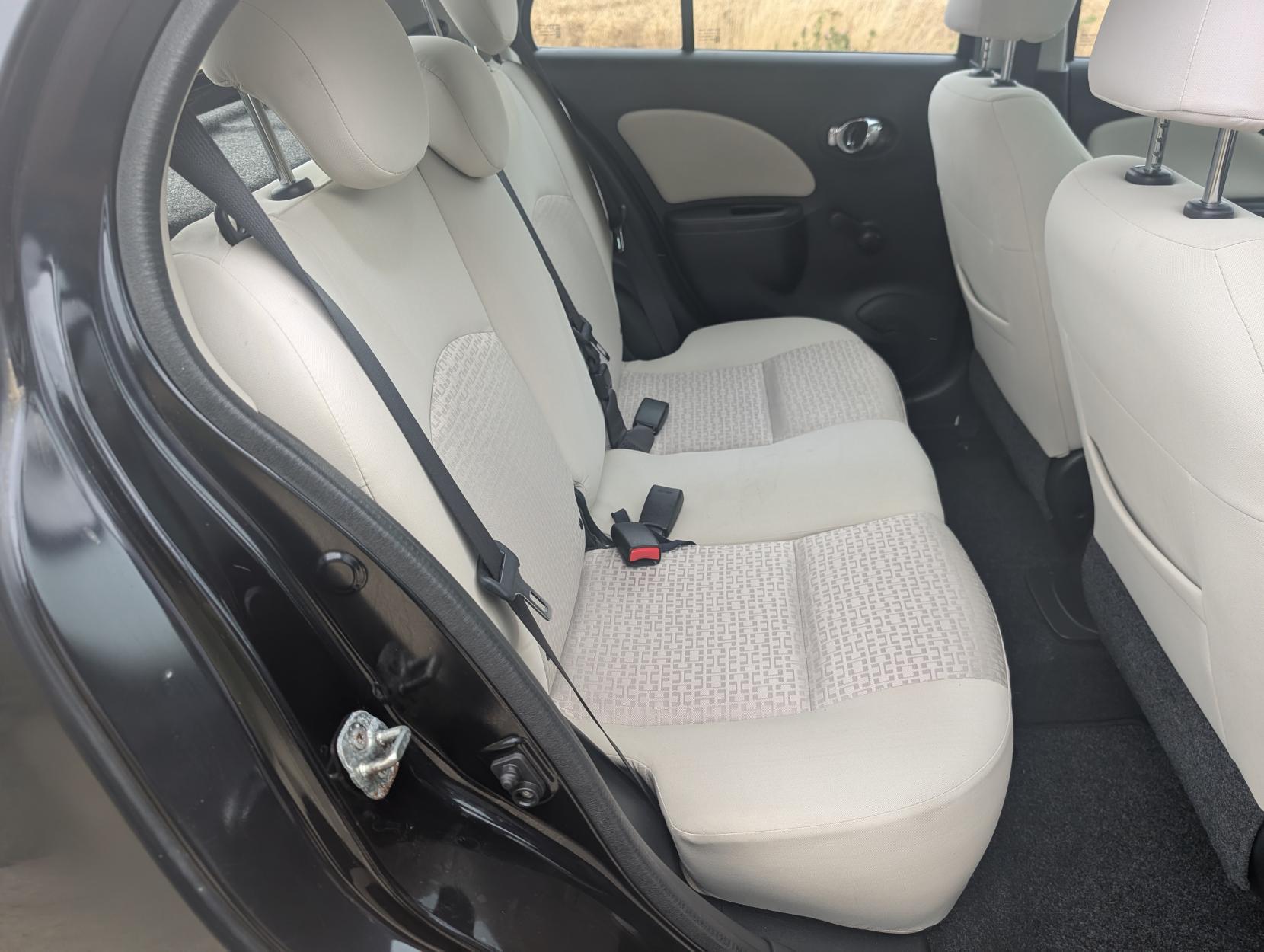 Nissan Micra 1.2 DIG-S Tekna Hatchback 5dr Petrol CVT Euro 5 (s/s) (98 ps)