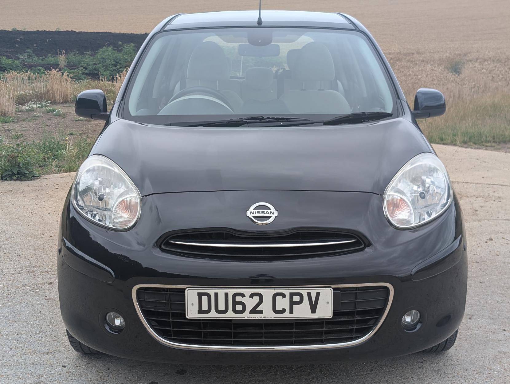 Nissan Micra 1.2 DIG-S Tekna Hatchback 5dr Petrol CVT Euro 5 (s/s) (98 ps)