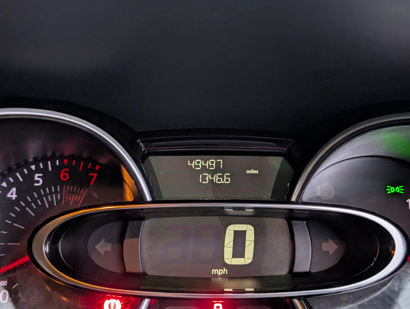 Renault Clio 1.2 16V Dynamique Nav Hatchback 5dr Petrol Manual Euro 6 (75 ps)