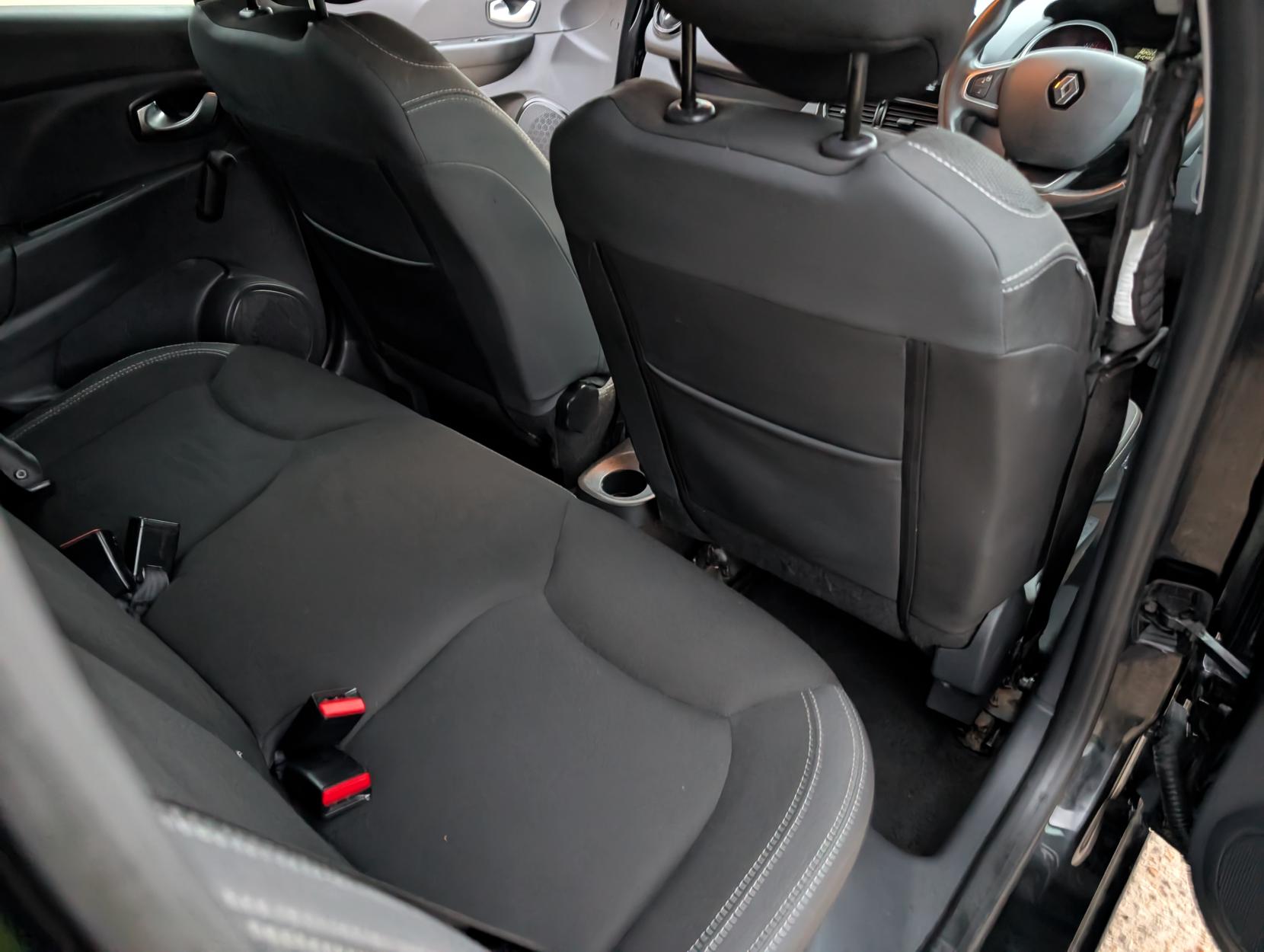 Renault Clio 1.2 16V Dynamique Nav Hatchback 5dr Petrol Manual Euro 6 (75 ps)