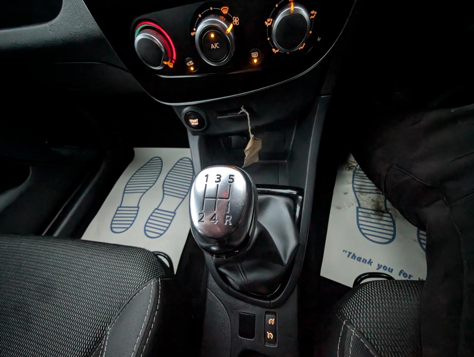 Renault Clio 1.2 16V Dynamique Nav Hatchback 5dr Petrol Manual Euro 6 (75 ps)