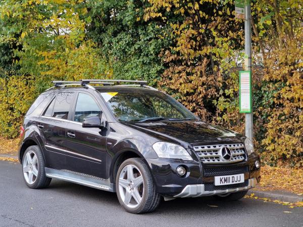 Mercedes-Benz M Class 3.0 ML350 CDI V6 BlueEfficiency Sport SUV 5dr Diesel G-Tronic 4WD Euro 5 (231 ps)