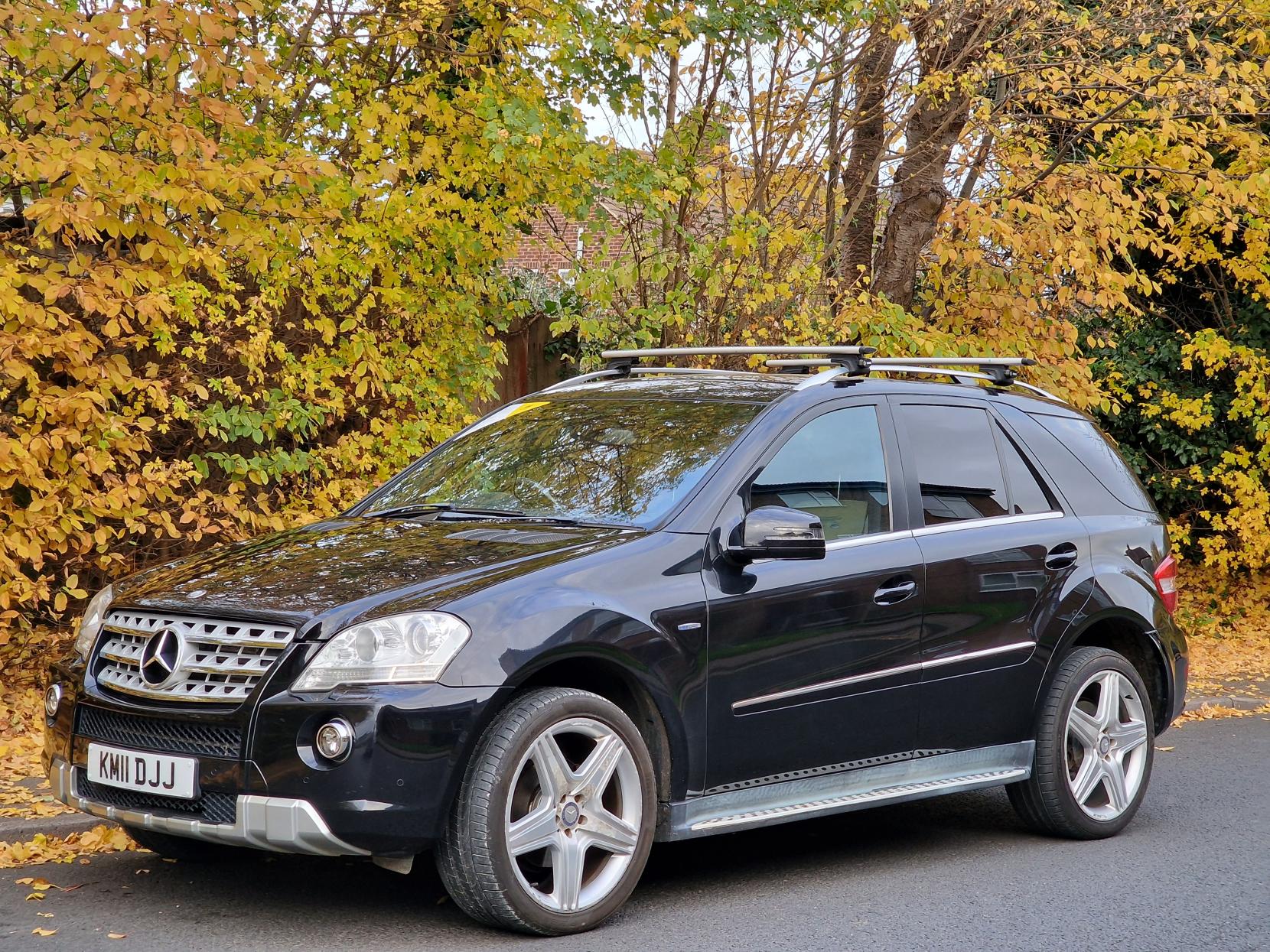 Mercedes-Benz M Class 3.0 ML350 CDI V6 BlueEfficiency Sport SUV 5dr Diesel G-Tronic 4WD Euro 5 (231 ps)