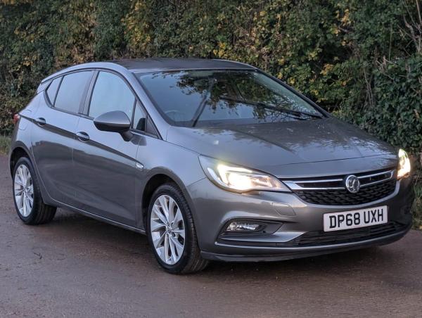 Vauxhall Astra 1.0i Turbo ecoTEC Tech Line Nav Hatchback 5dr Petrol Manual Euro 6 (s/s) (105 ps)