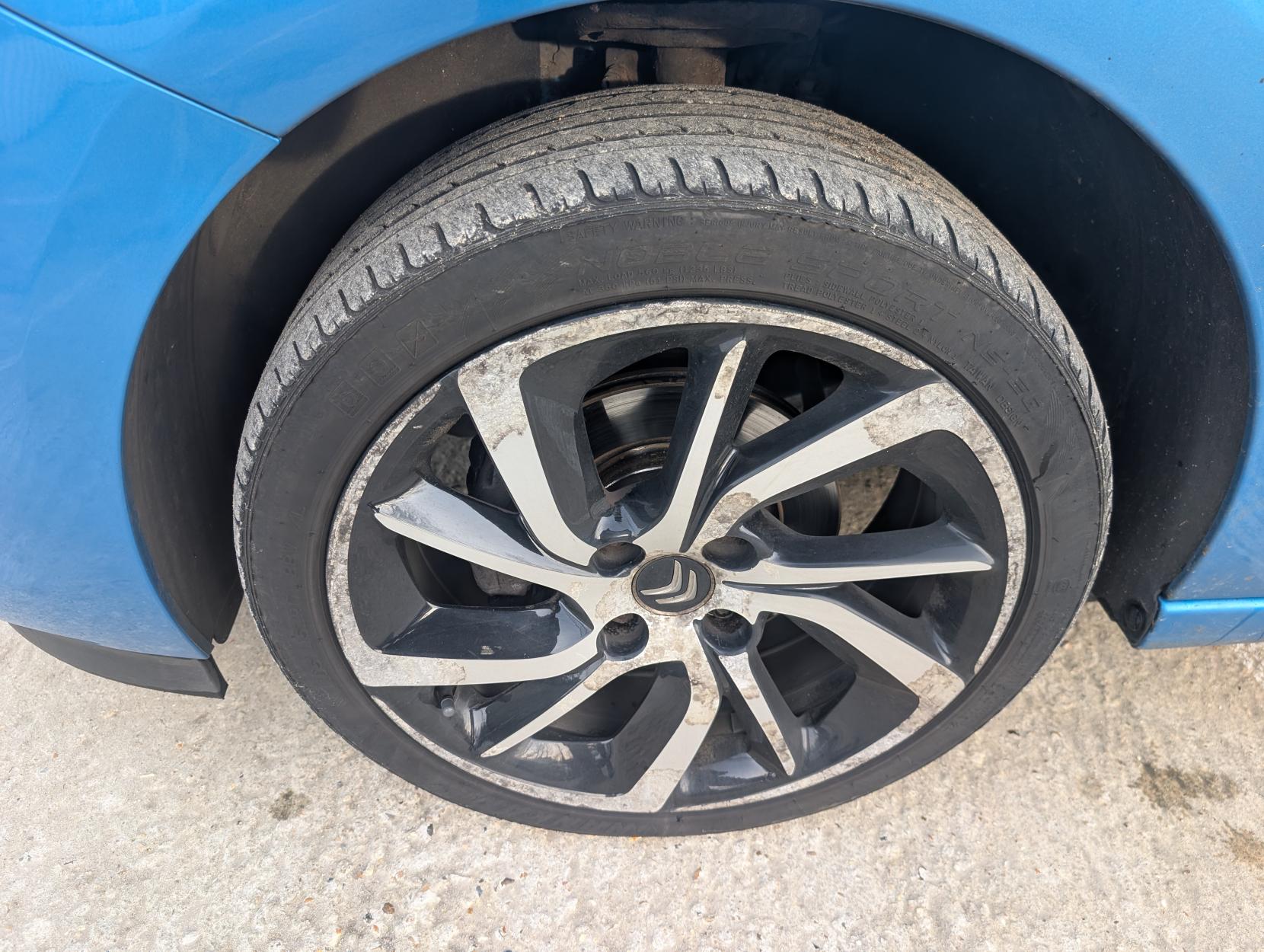 Citroen DS3 1.2 PureTech DStyle Plus Hatchback 3dr Petrol Manual Euro 6 (s/s) (110 ps)