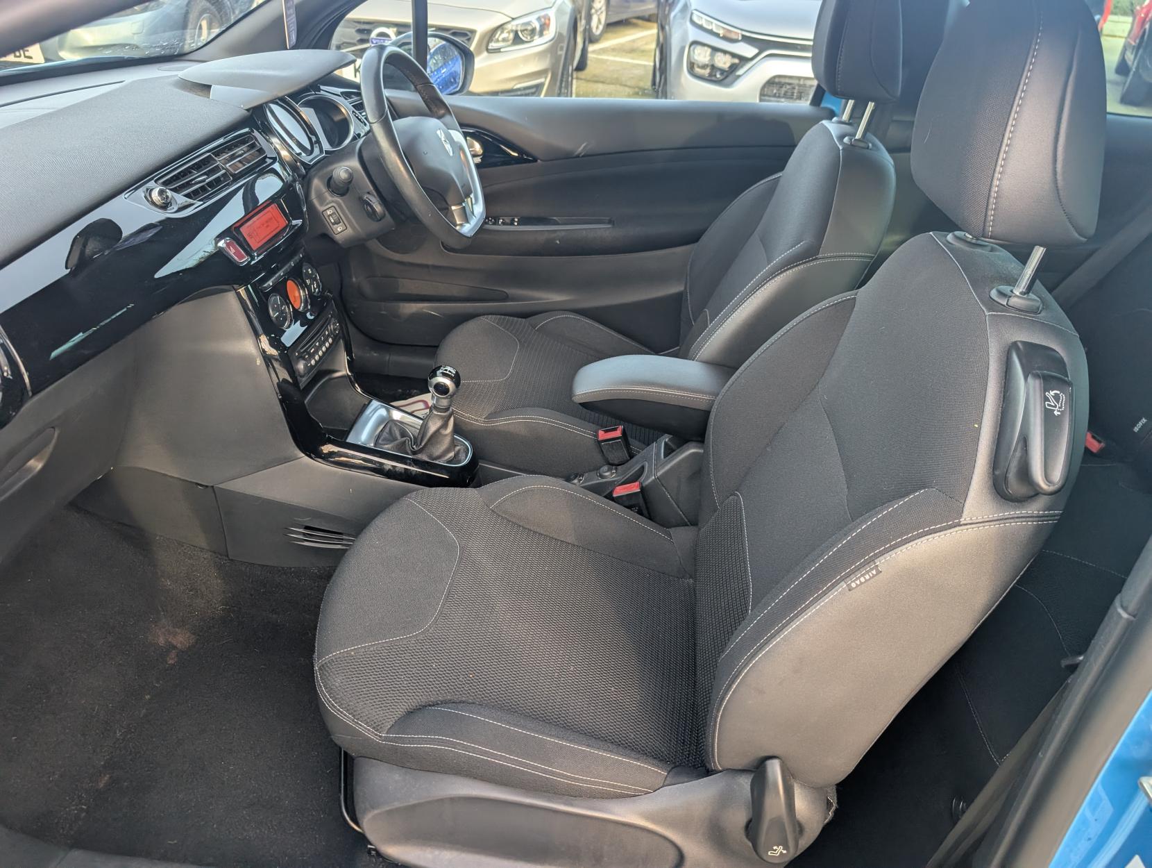 Citroen DS3 1.2 PureTech DStyle Plus Hatchback 3dr Petrol Manual Euro 6 (s/s) (110 ps)