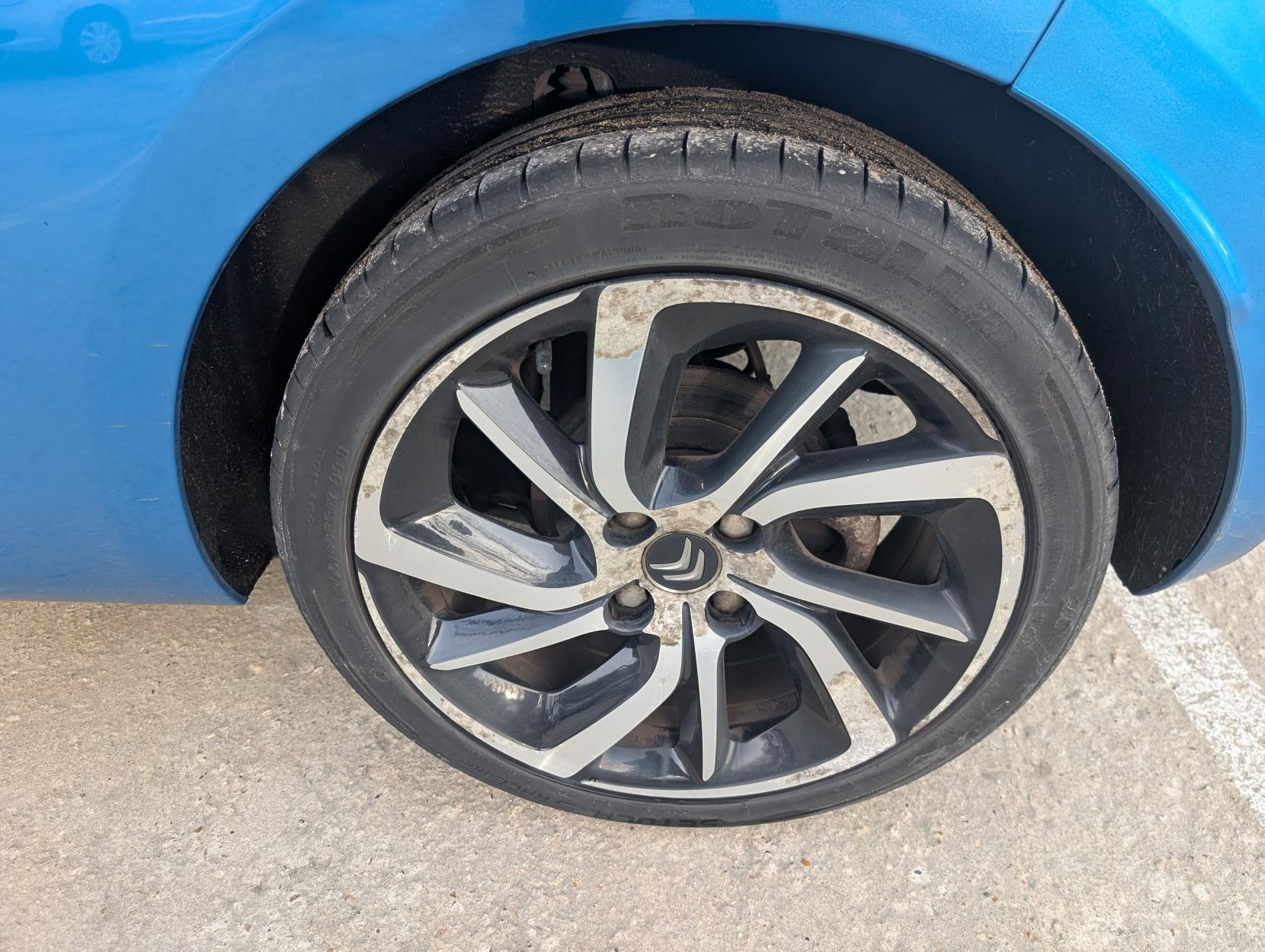 Citroen DS3 1.2 PureTech DStyle Plus Hatchback 3dr Petrol Manual Euro 6 (s/s) (110 ps)