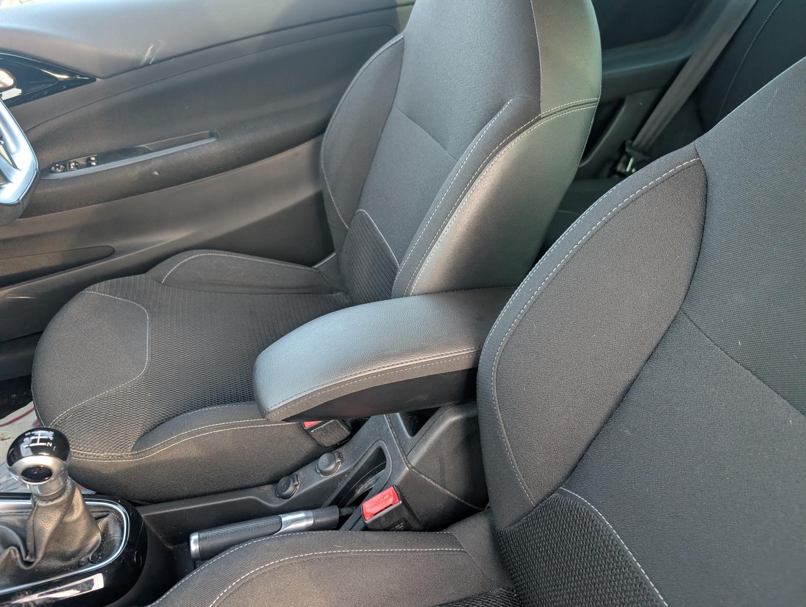 Citroen DS3 1.2 PureTech DStyle Plus Hatchback 3dr Petrol Manual Euro 6 (s/s) (110 ps)