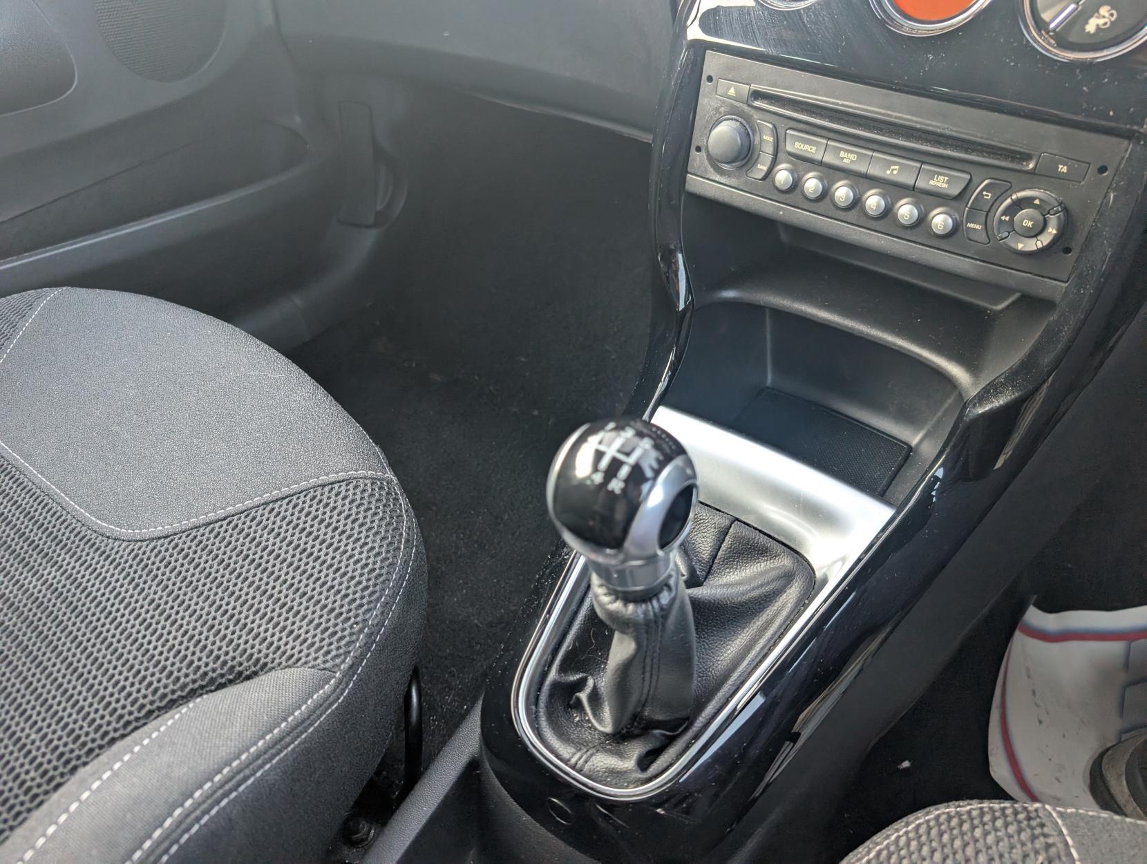 Citroen DS3 1.2 PureTech DStyle Plus Hatchback 3dr Petrol Manual Euro 6 (s/s) (110 ps)