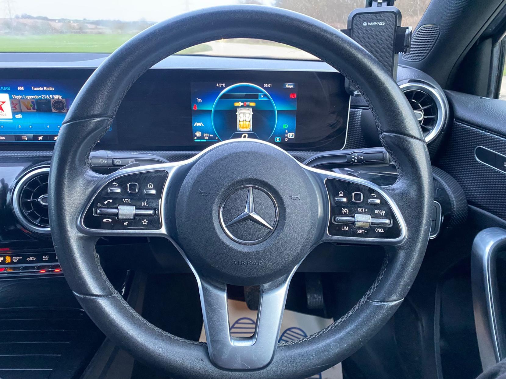 Mercedes-Benz A Class 1.5 A180d Sport (Executive) Hatchback 5dr Diesel 7G-DCT Euro 6 (s/s) (116 ps)