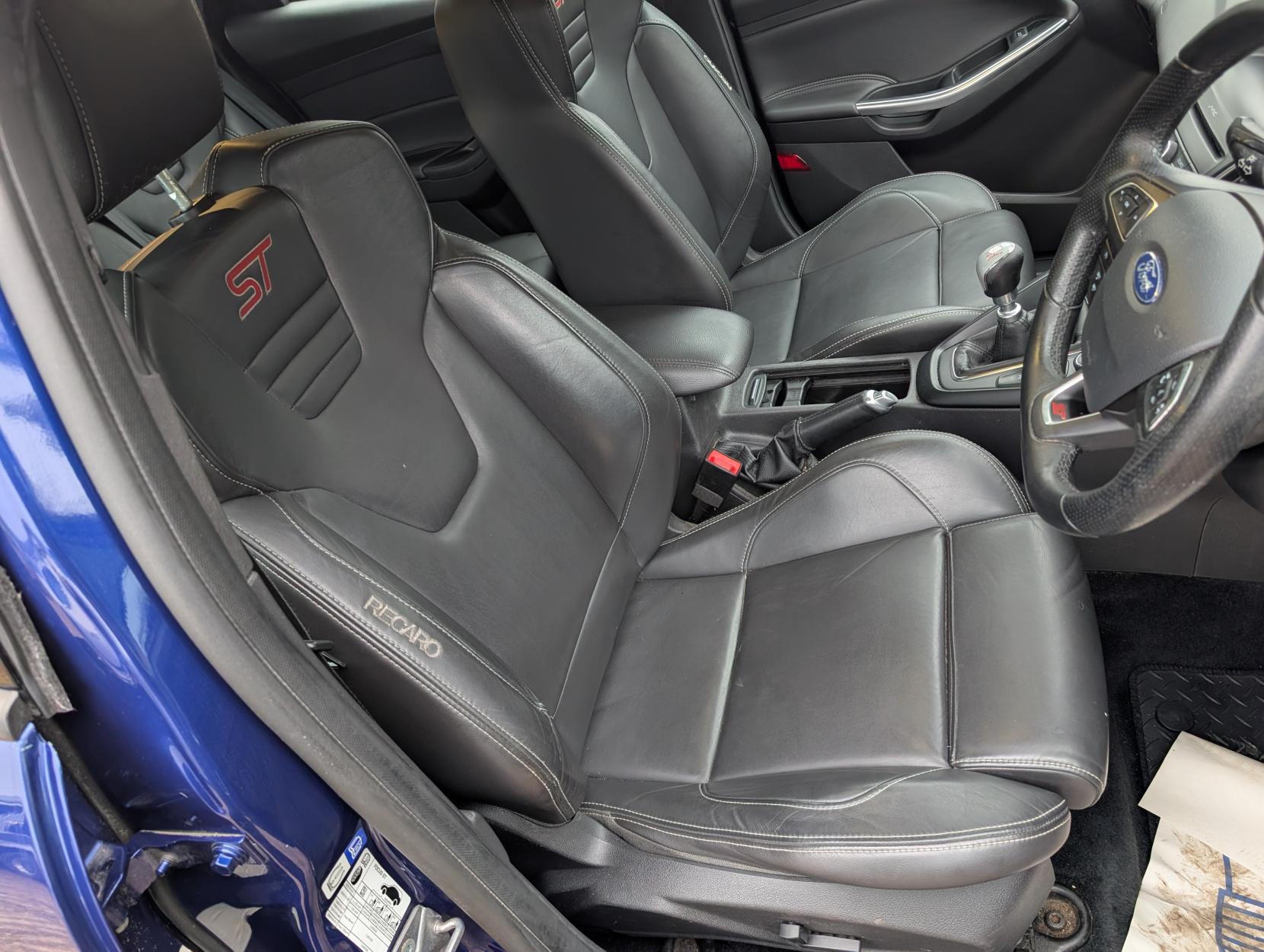 Ford Focus 2.0 TDCi ST-3 Hatchback 5dr Diesel Manual Euro 6 (s/s) (185 ps)