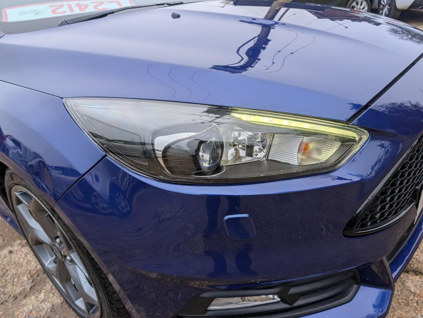 Ford Focus 2.0 TDCi ST-3 Hatchback 5dr Diesel Manual Euro 6 (s/s) (185 ps)