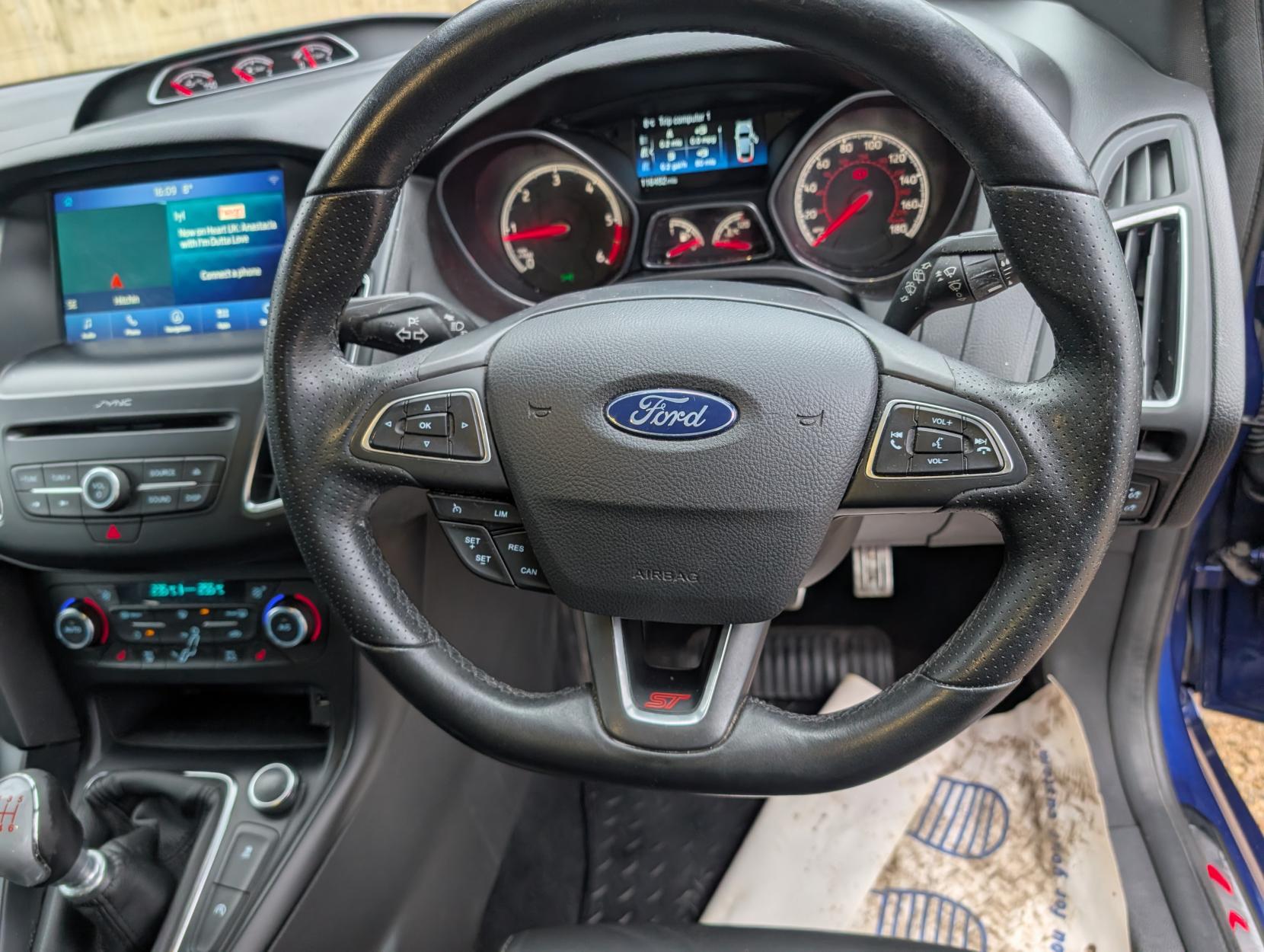 Ford Focus 2.0 TDCi ST-3 Hatchback 5dr Diesel Manual Euro 6 (s/s) (185 ps)