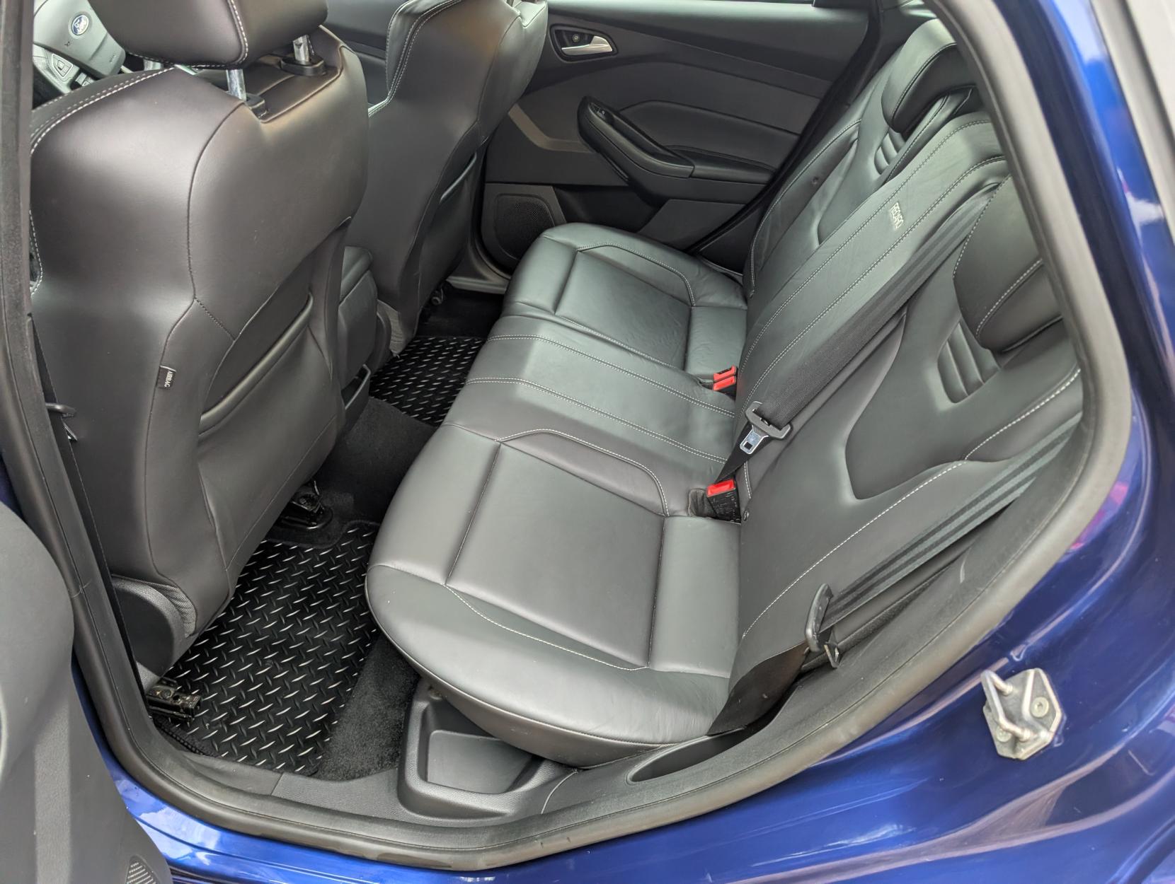 Ford Focus 2.0 TDCi ST-3 Hatchback 5dr Diesel Manual Euro 6 (s/s) (185 ps)