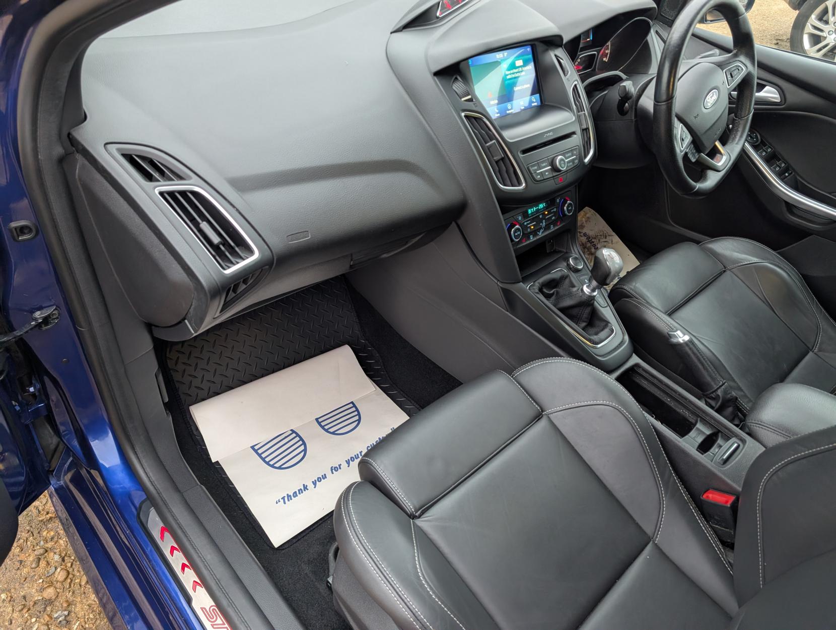 Ford Focus 2.0 TDCi ST-3 Hatchback 5dr Diesel Manual Euro 6 (s/s) (185 ps)