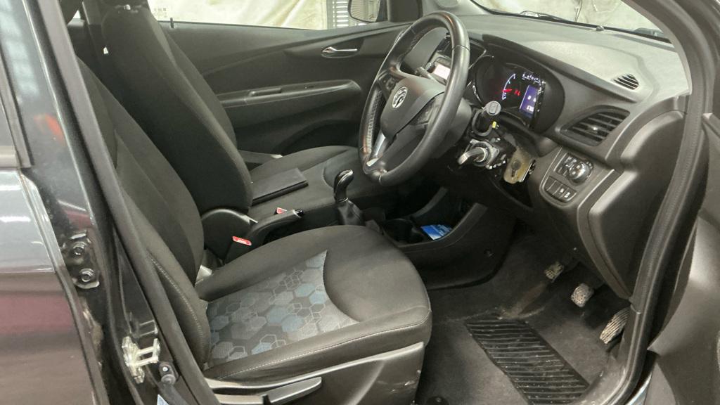 Vauxhall Viva 1.0i ROCKS Hatchback 5dr Petrol Manual Euro 6 (75 ps)