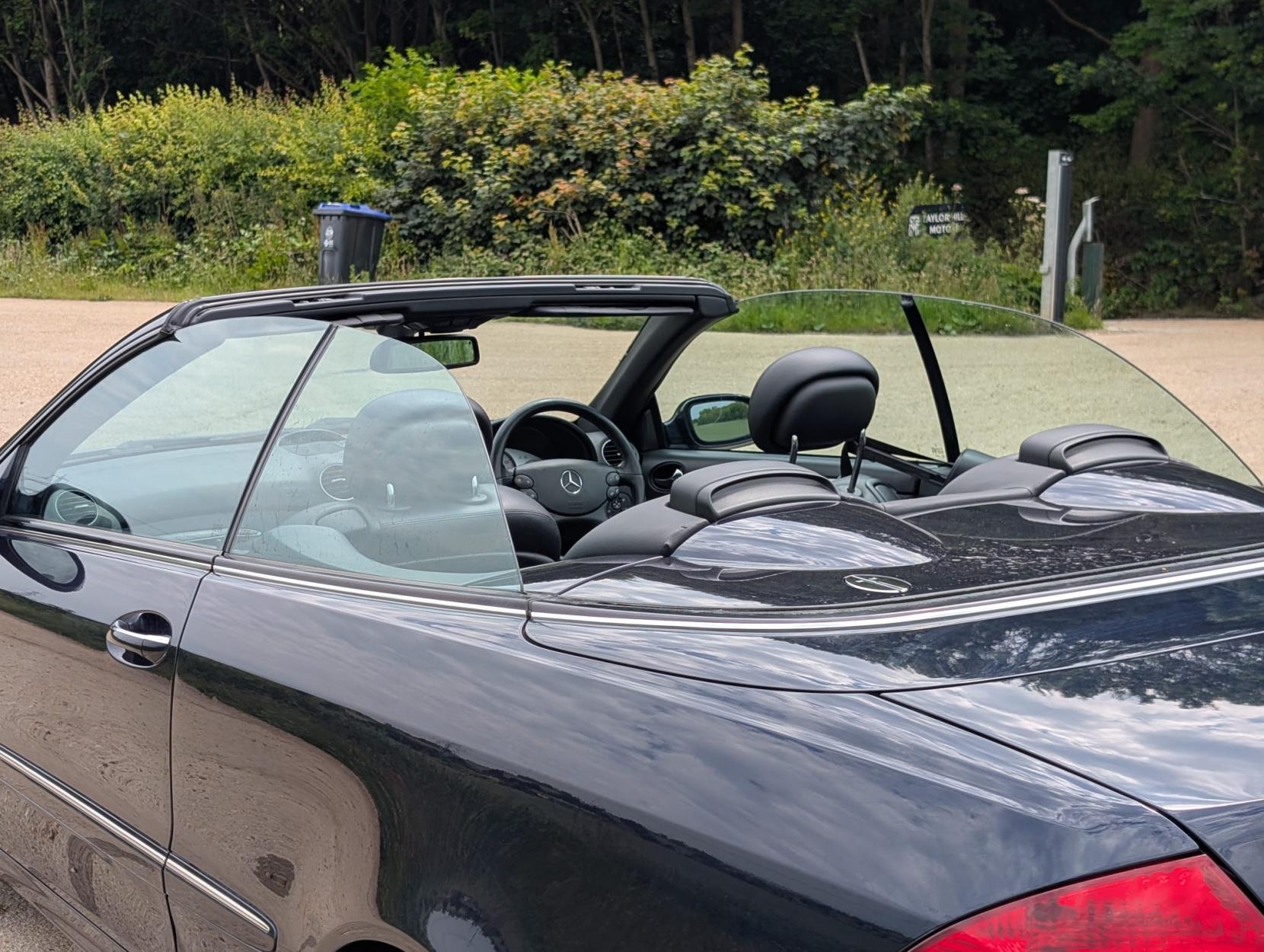 Mercedes-Benz CLK 3.5 CLK350 Sport Cabriolet 2dr Petrol 7G-Tronic (244 g/km, 272 bhp)
