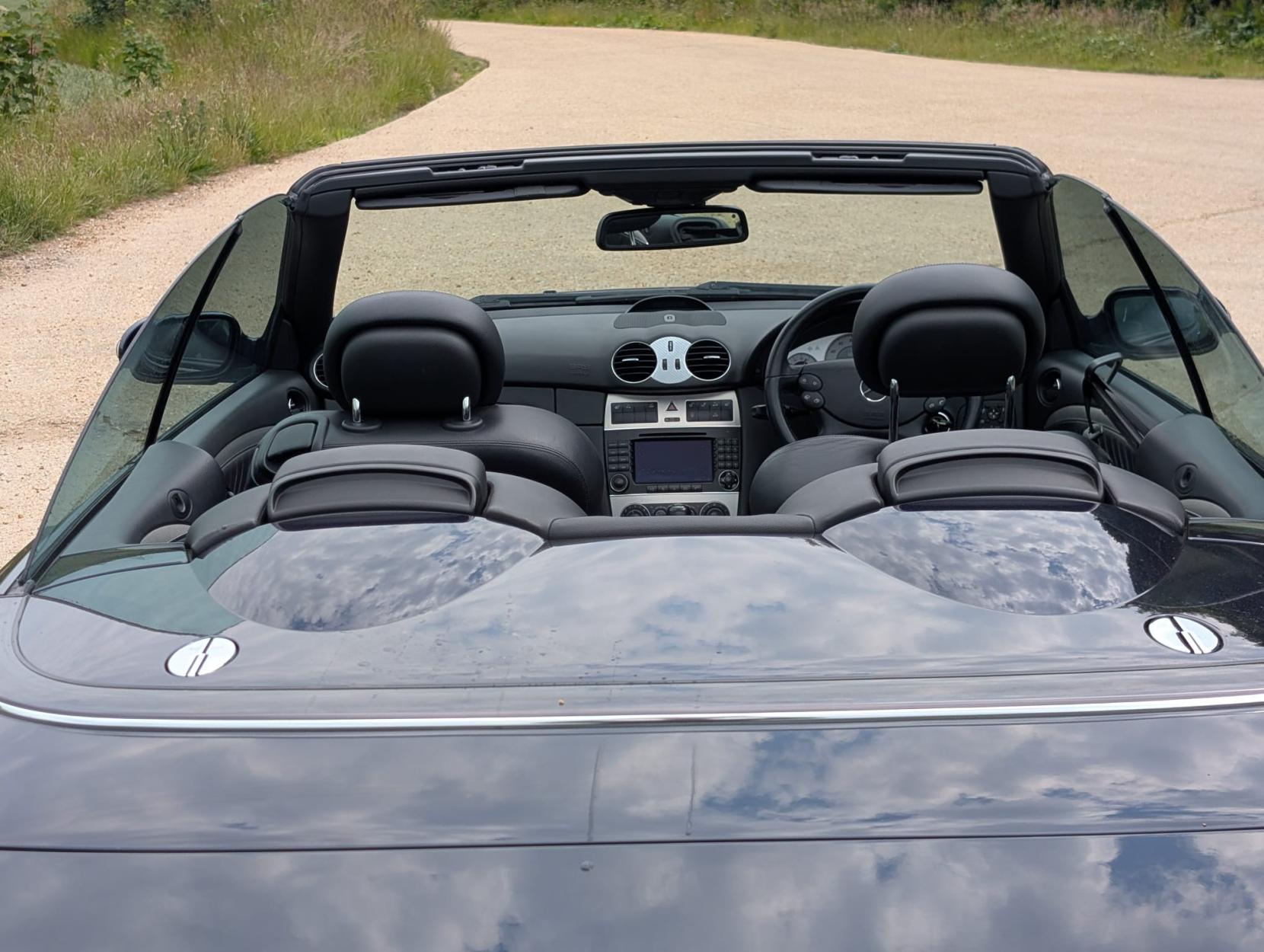 Mercedes-Benz CLK 3.5 CLK350 Sport Cabriolet 2dr Petrol 7G-Tronic (244 g/km, 272 bhp)