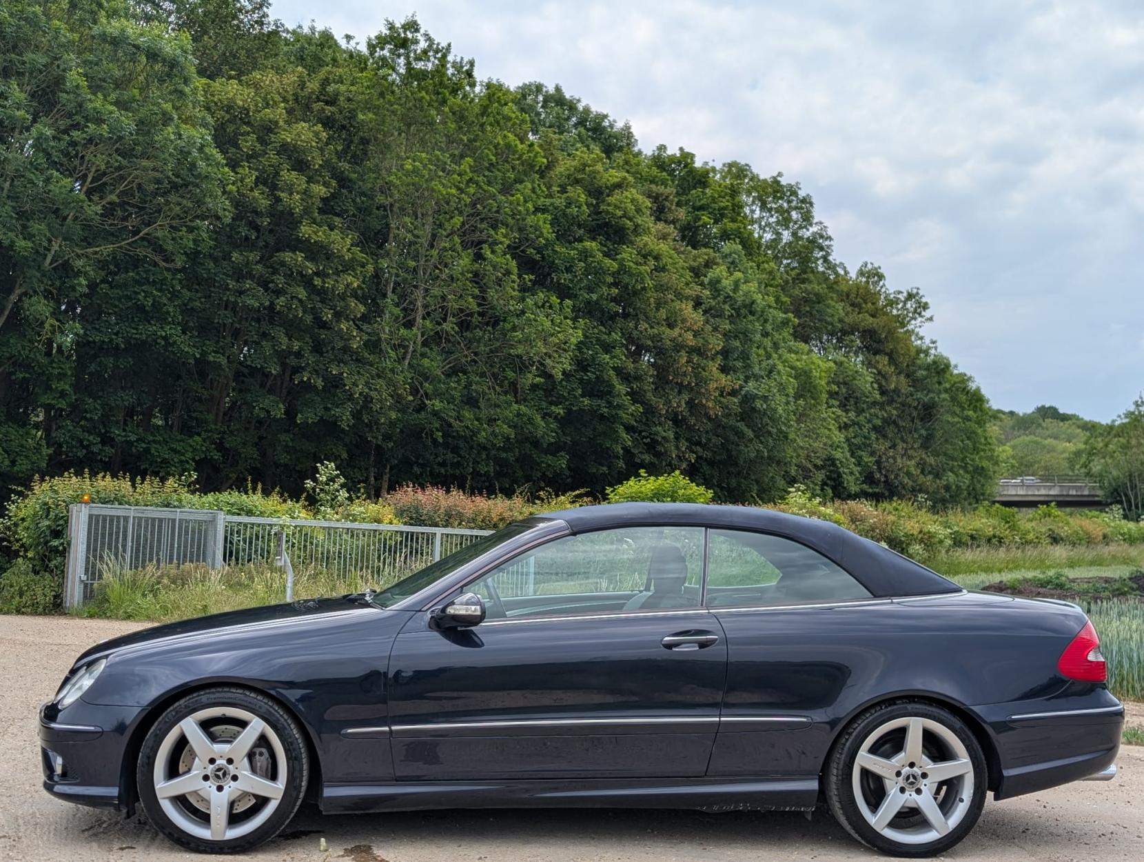 Mercedes-Benz CLK 3.5 CLK350 Sport Cabriolet 2dr Petrol 7G-Tronic (244 g/km, 272 bhp)