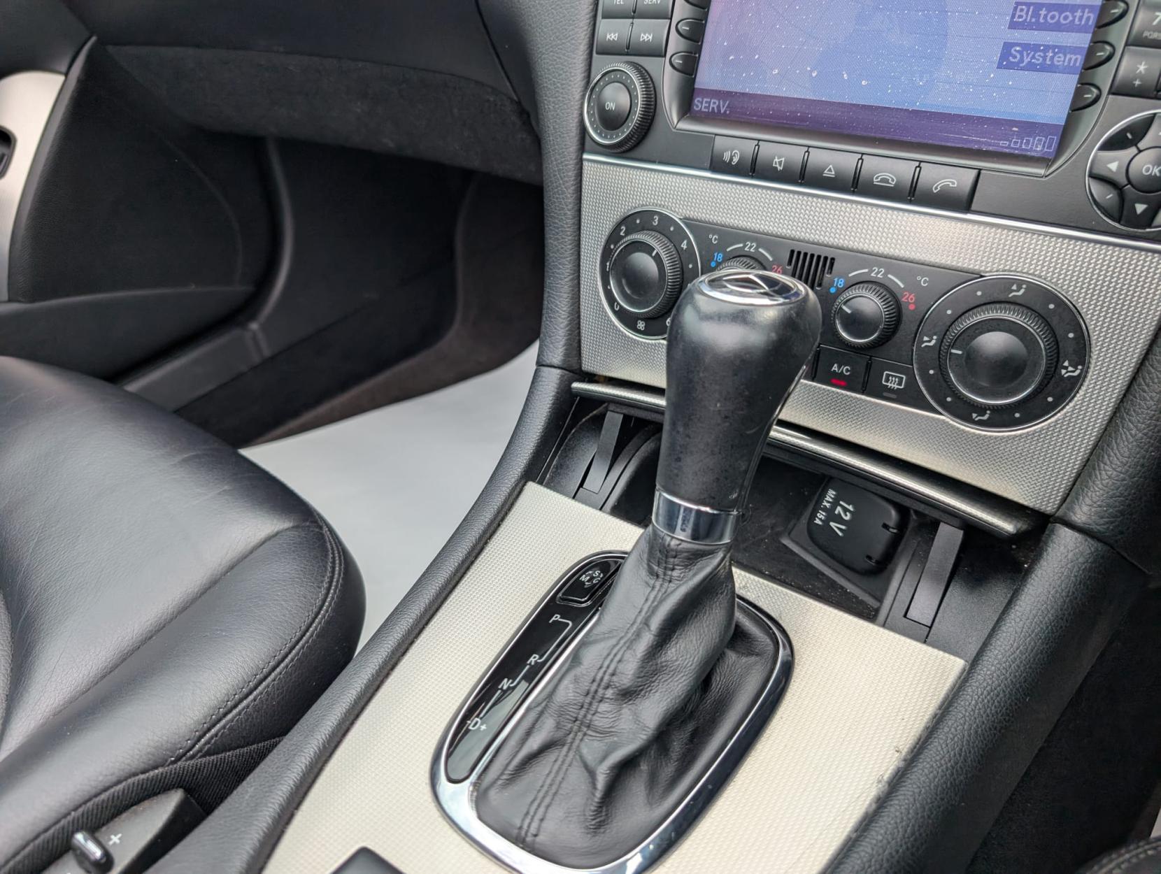 Mercedes-Benz CLK 3.5 CLK350 Sport Cabriolet 2dr Petrol 7G-Tronic (244 g/km, 272 bhp)