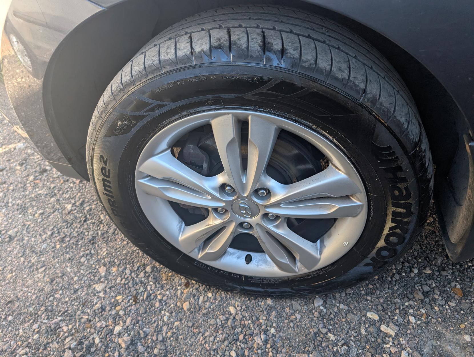 Hyundai ix35 2.0 CRDi Style SUV 5dr Diesel Manual 4WD Euro 5 (134 bhp)