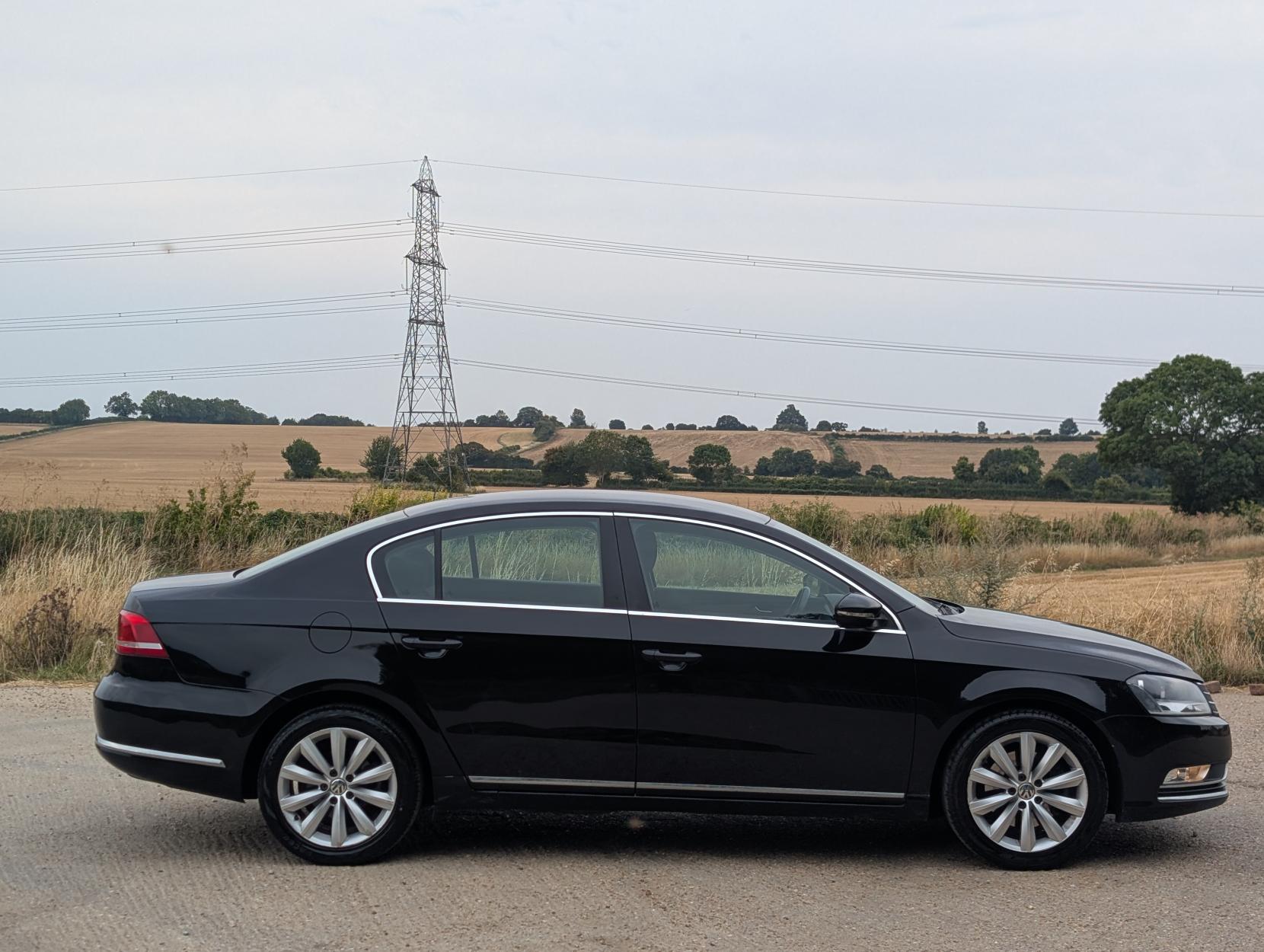Volkswagen Passat 2.0 TDI BlueMotion Tech Highline Saloon 4dr Diesel Manual Euro 5 (s/s) (140 ps)