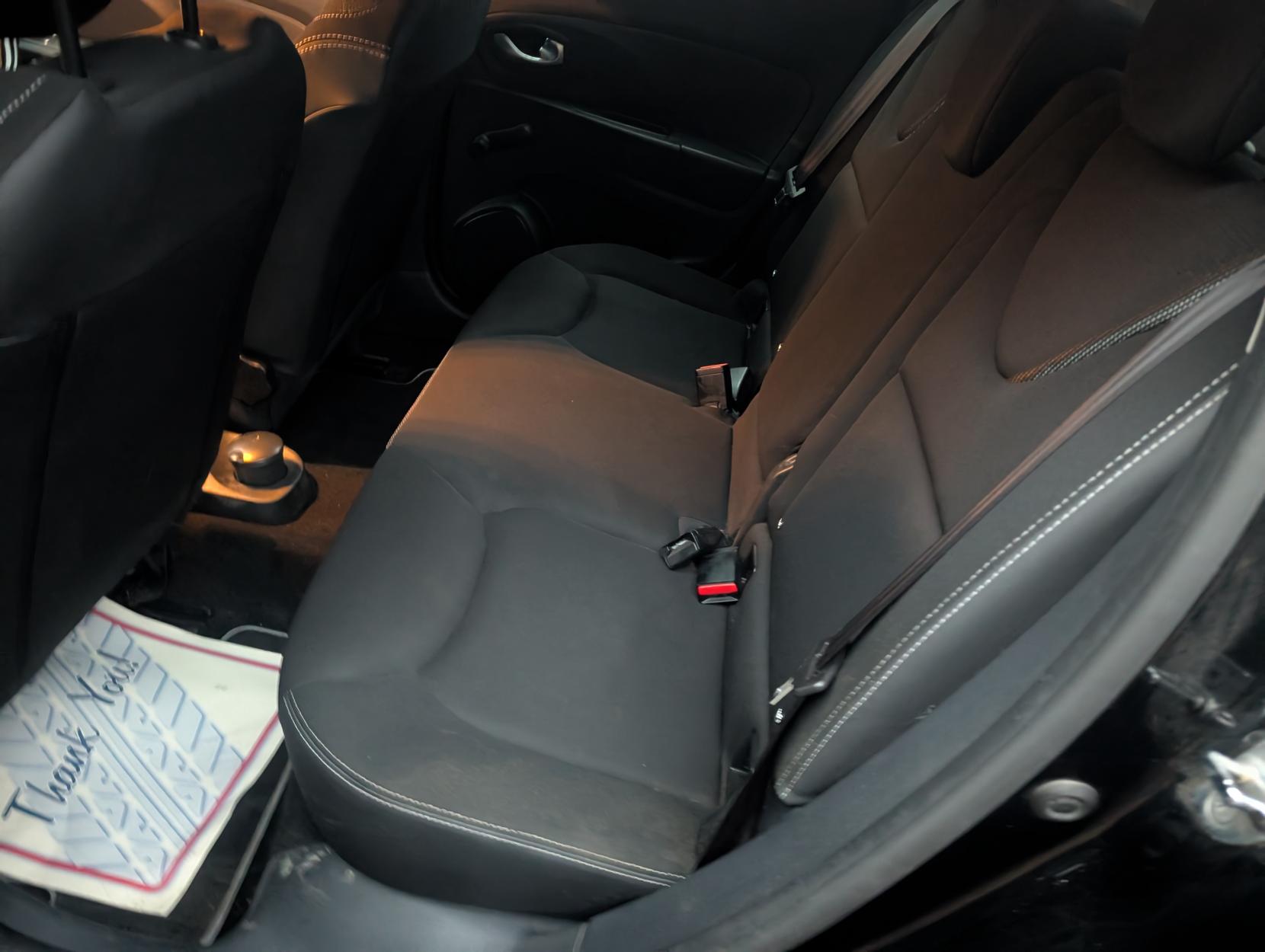 Renault Clio 1.2 16V Dynamique Nav Hatchback 5dr Petrol Manual Euro 6 (75 ps)