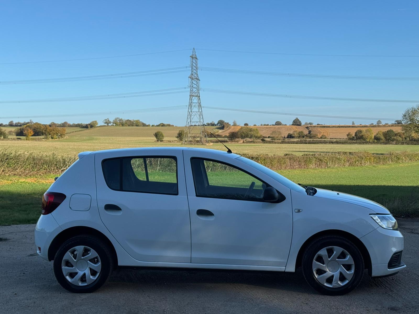 Dacia Sandero 1.0 SCe Ambiance Hatchback 5dr Petrol Manual Euro 6 (75 ps)