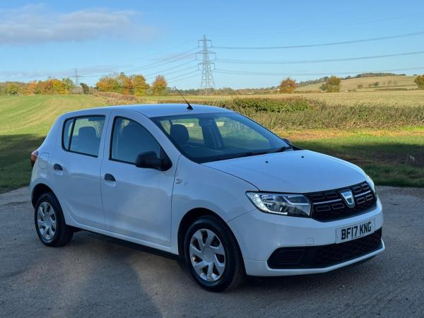 Dacia Sandero 1.0 SCe Ambiance Hatchback 5dr Petrol Manual Euro 6 (75 ps)