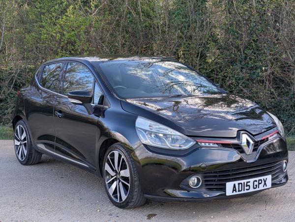 Renault Clio 1.5 dCi Dynamique S MediaNav Hatchback 5dr Diesel EDC Euro 5 (90 ps)