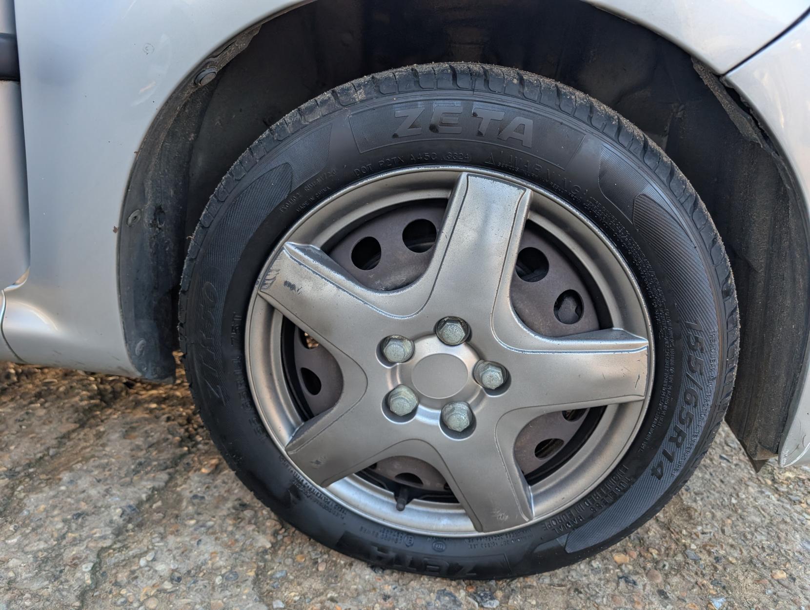 Peugeot 107 1.0 12V Urban Hatchback 3dr Petrol Manual Euro 4 (68 ps)