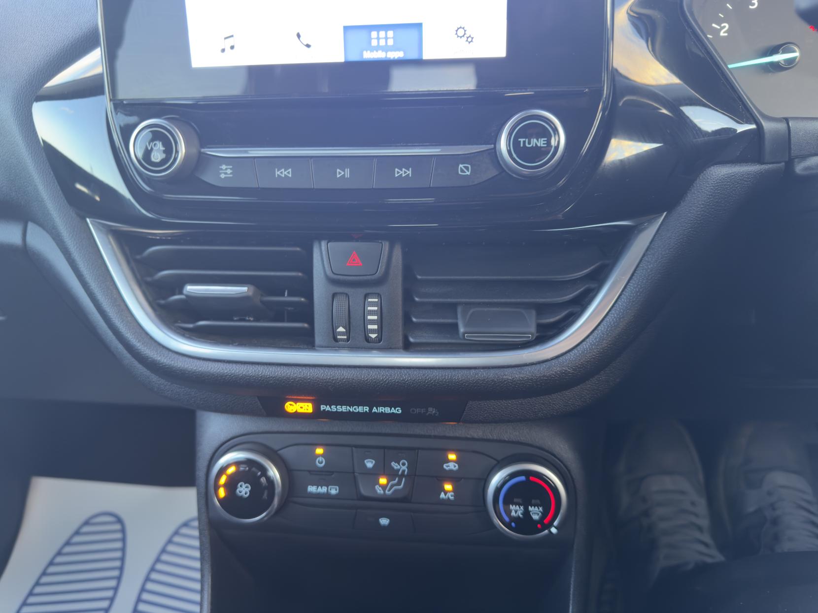 Ford Fiesta 1.0T EcoBoost Zetec Hatchback 5dr Petrol Manual Euro 6 (s/s) (100 ps)