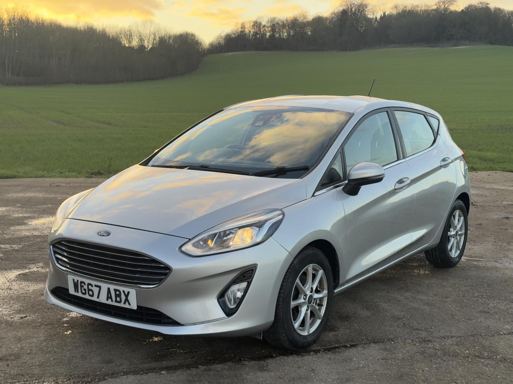 Ford Fiesta 1.0T EcoBoost Zetec Hatchback 5dr Petrol Manual Euro 6 (s/s) (100 ps)